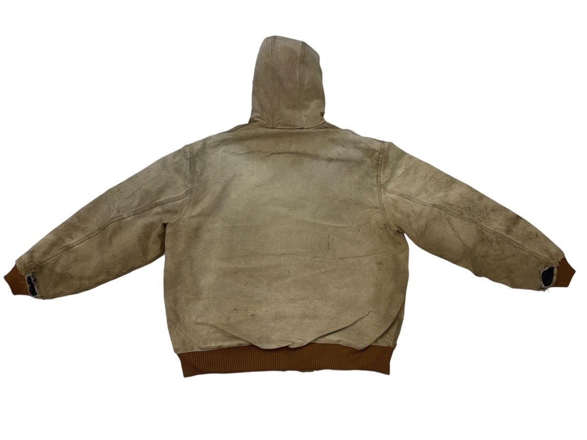 Carhartt × Vintage Vintage Carhartt crazy distressed and dirty workwear jacket Size US XXL / EU 58 / 5 - 2 Thumbnail