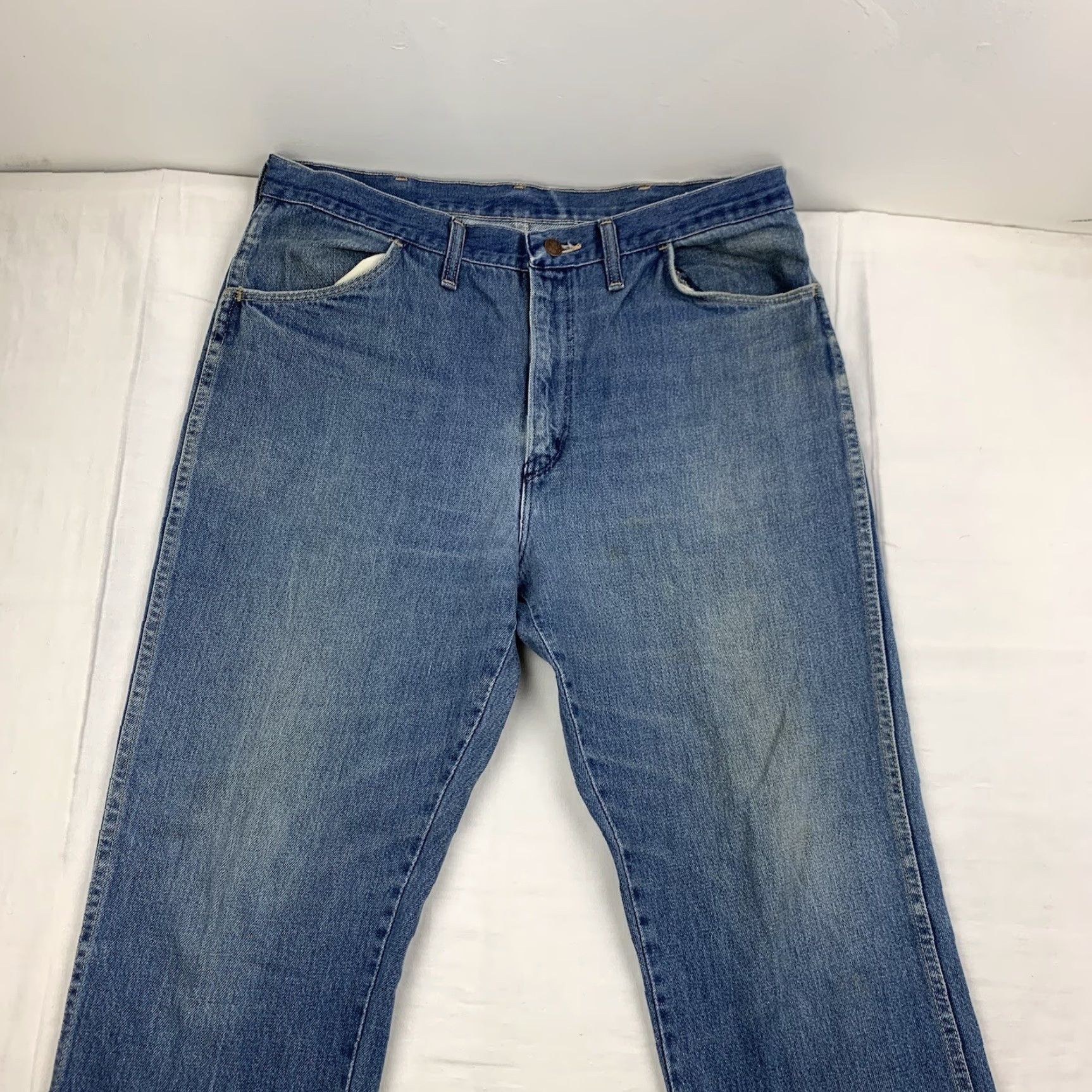 Denime VINTAGE Rustler Jeans Adult 38x32 Blue Denim USA 70s Zipper Straight Mens Size US 38 / EU 54 - 2 Thumbnail