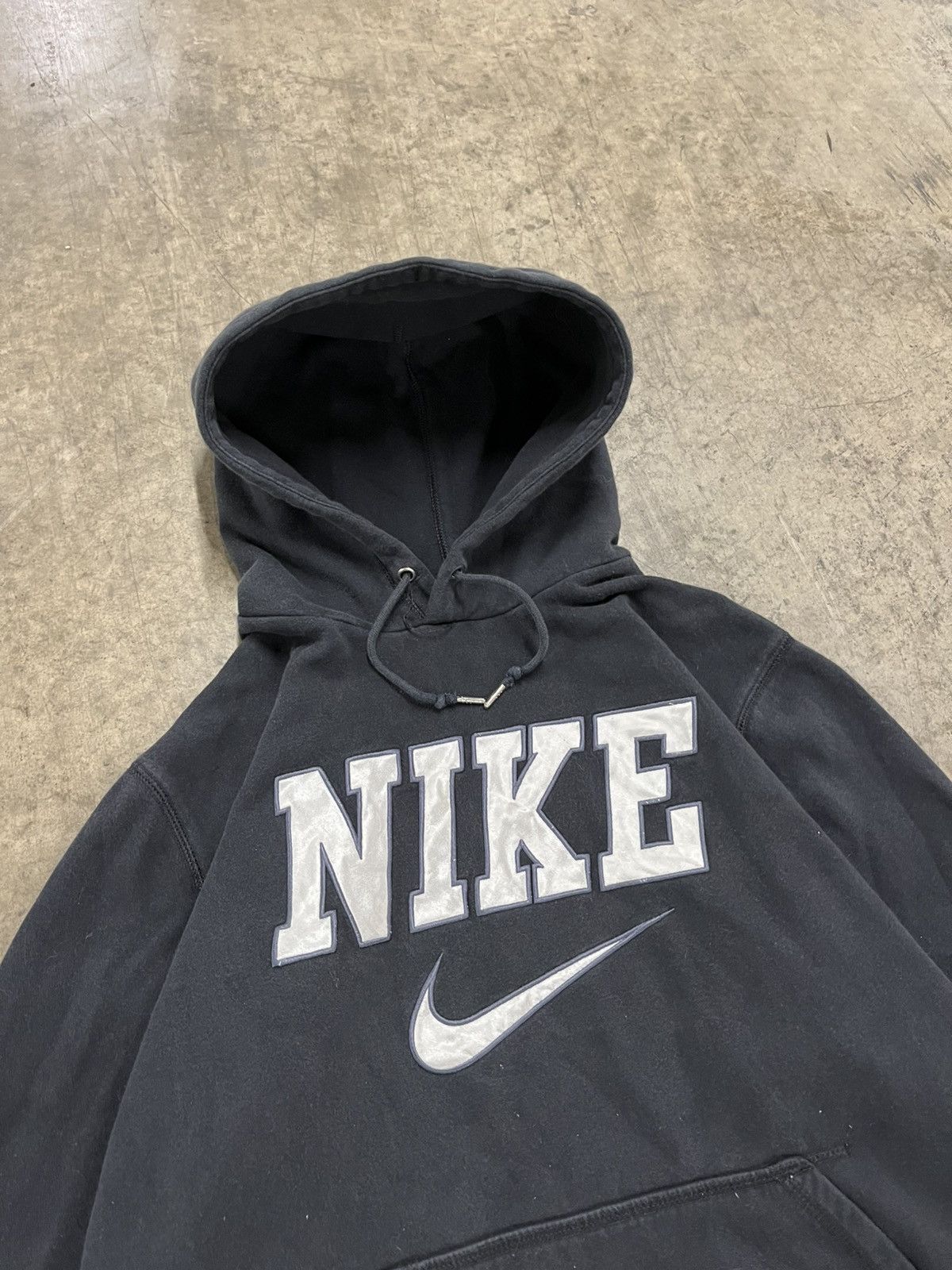 Nike × Vintage Nike center swoosh spell out hoodie skater boxy streetwear Size US L / EU 52-54 / 3 - 6 Thumbnail