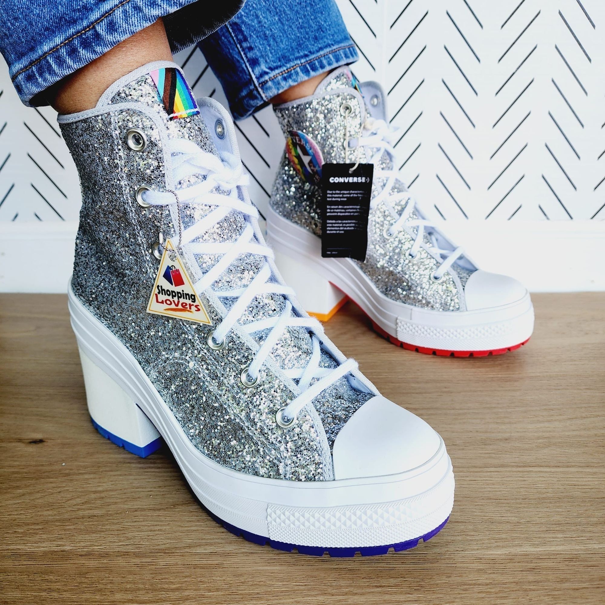 Converse CONVERSE CHUCK 70 DELUXE Sz 10.5 Womens Shoes Heel Boots Sne Size US 10.5 / IT 40.5 - 2 Thumbnail
