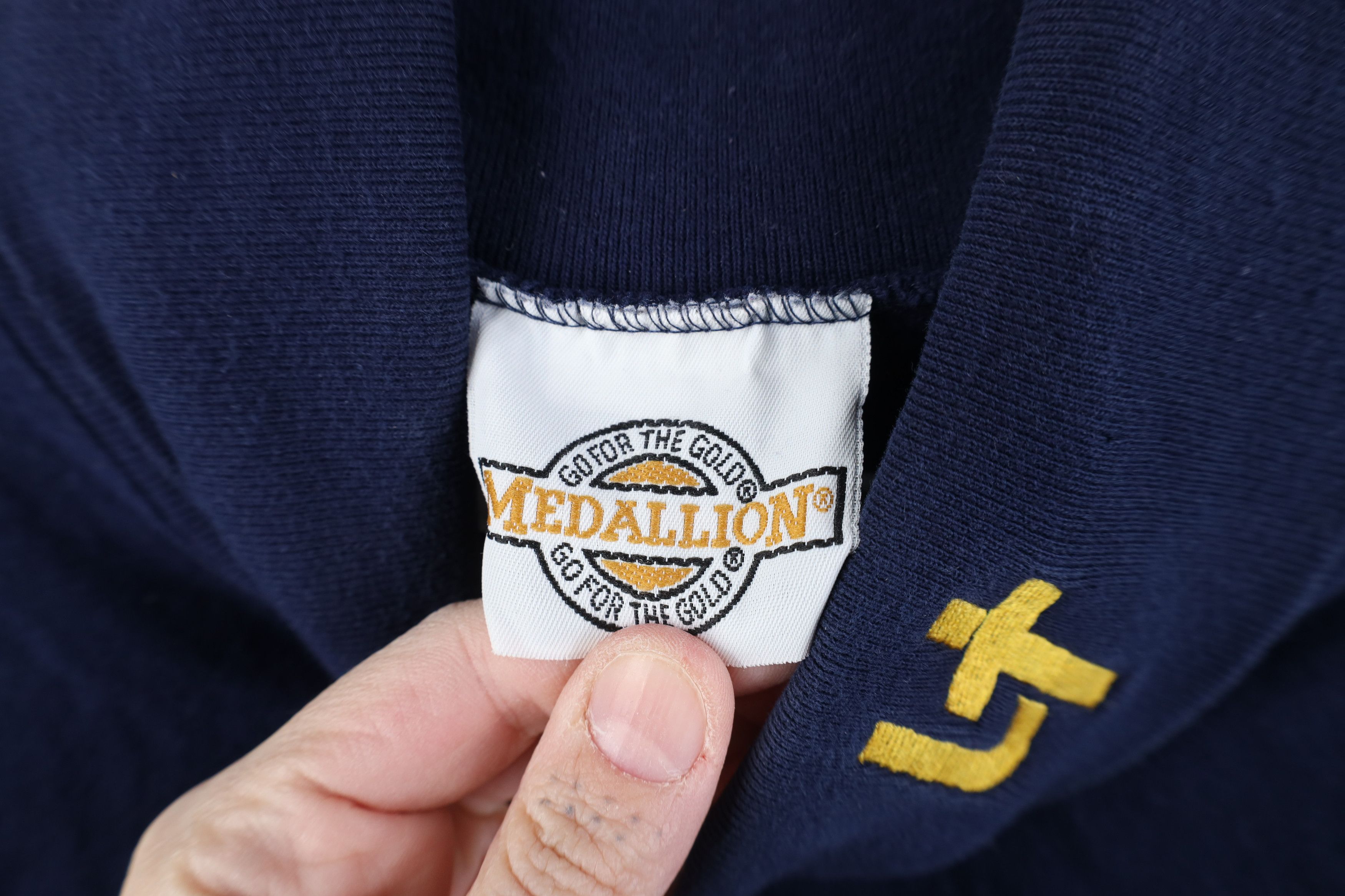 Vintage Vintage 90s University of Toledo Long Sleeve T-Shirt Size US L / EU 52-54 / 3 - 6 Thumbnail