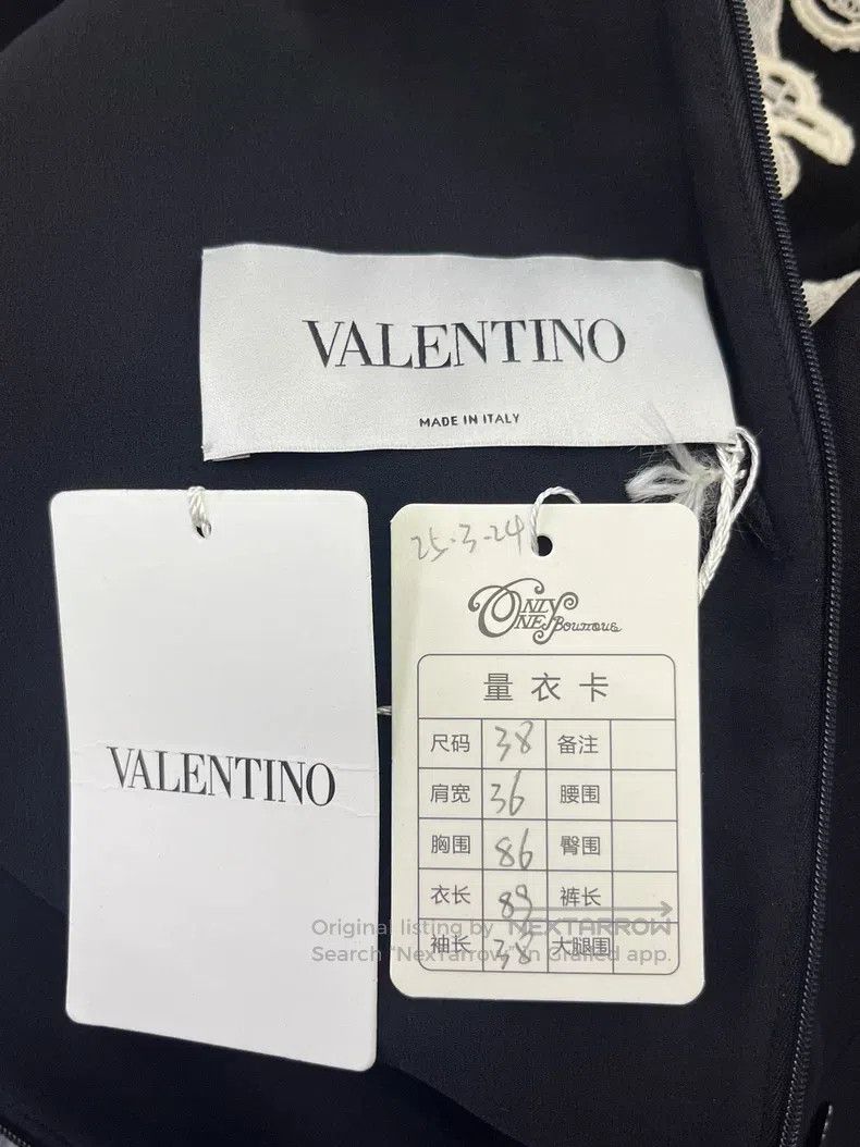 Valentino Valentino Black and white lace flower patchwork dress Size XS / US 0-2 / IT 36-38 - 5 Thumbnail