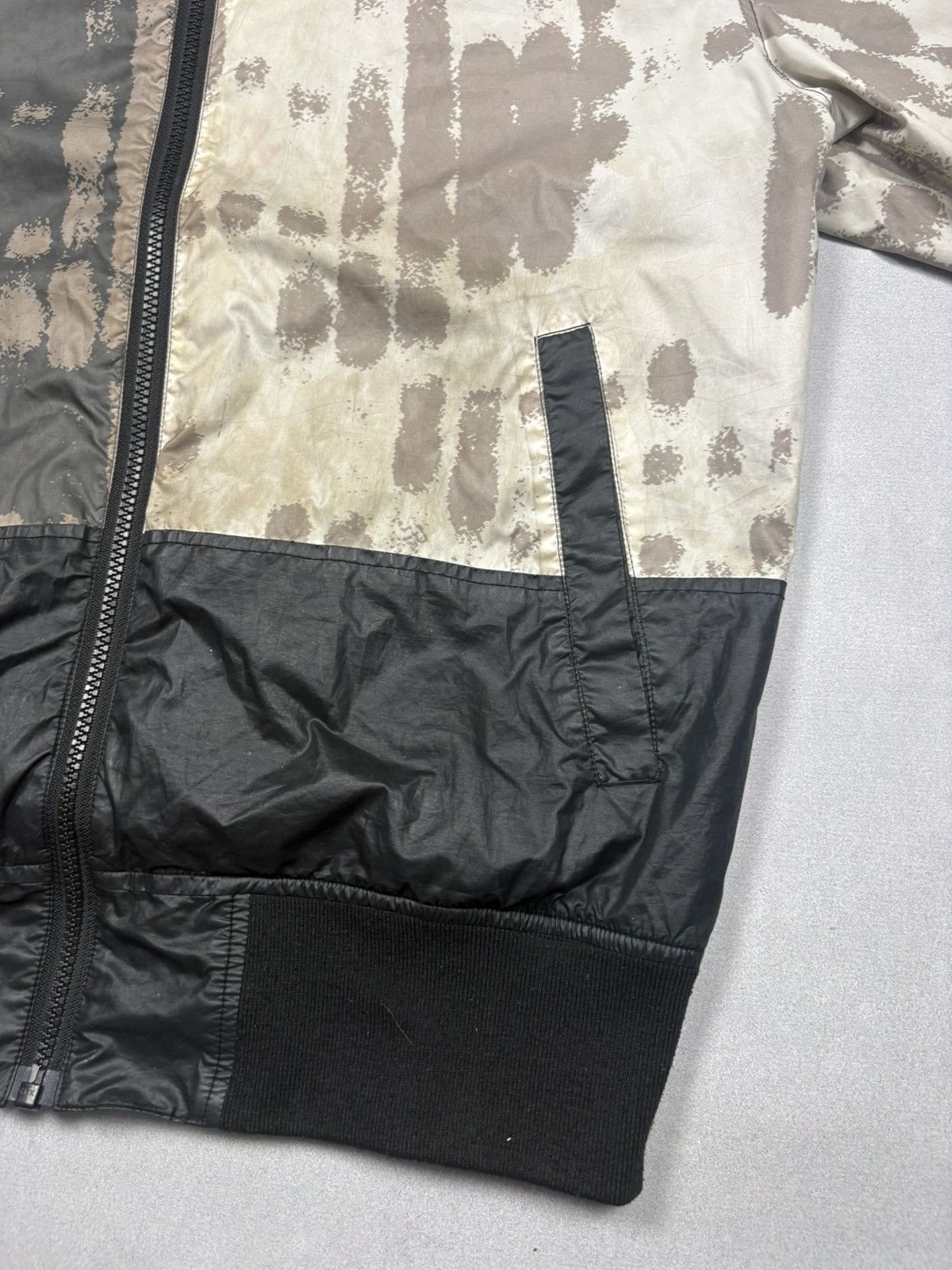 Cav Empt Cav Empt SS21 Graphic Panel Track Bomber Jacket Logo Patch M Size US M / EU 48-50 / 2 - 15 Thumbnail
