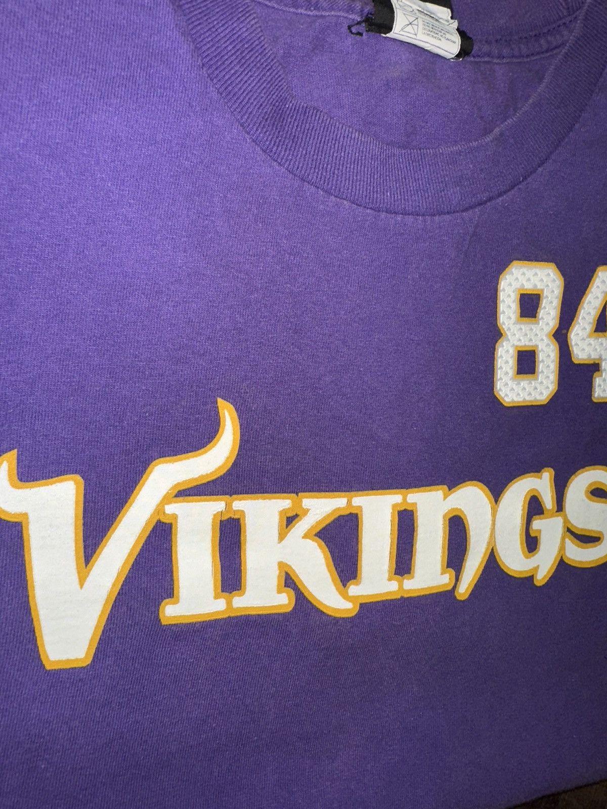 NFL Vintage Minnesota Vikings Randy Moss NFL jersey tee shirt XL Size US XL / EU 56 / 4 - 4 Thumbnail
