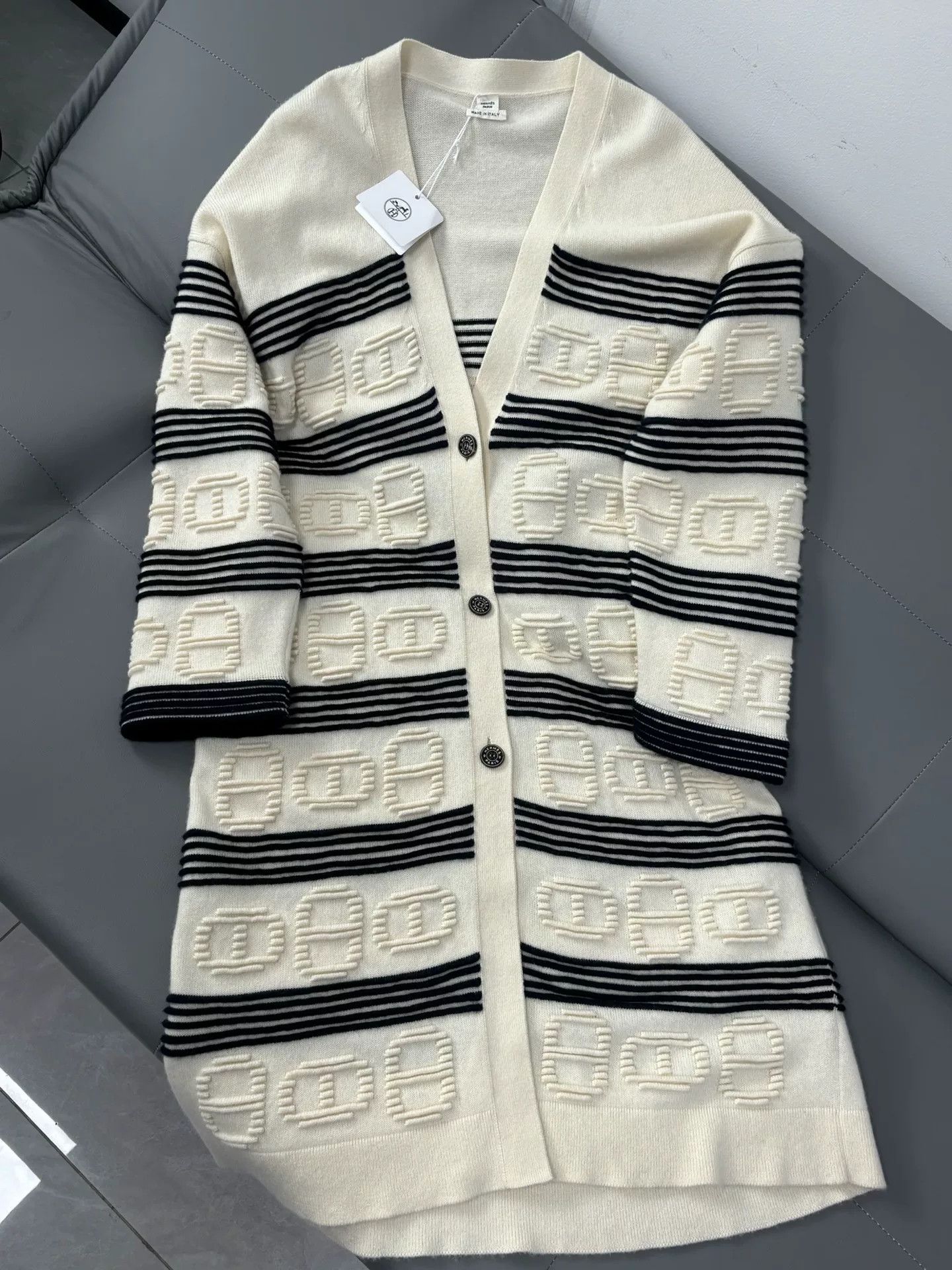 Hermes Hermes Long Knit Cardigan White Black Stripe Size US S / EU 44-46 / 1 - 1 Thumbnail