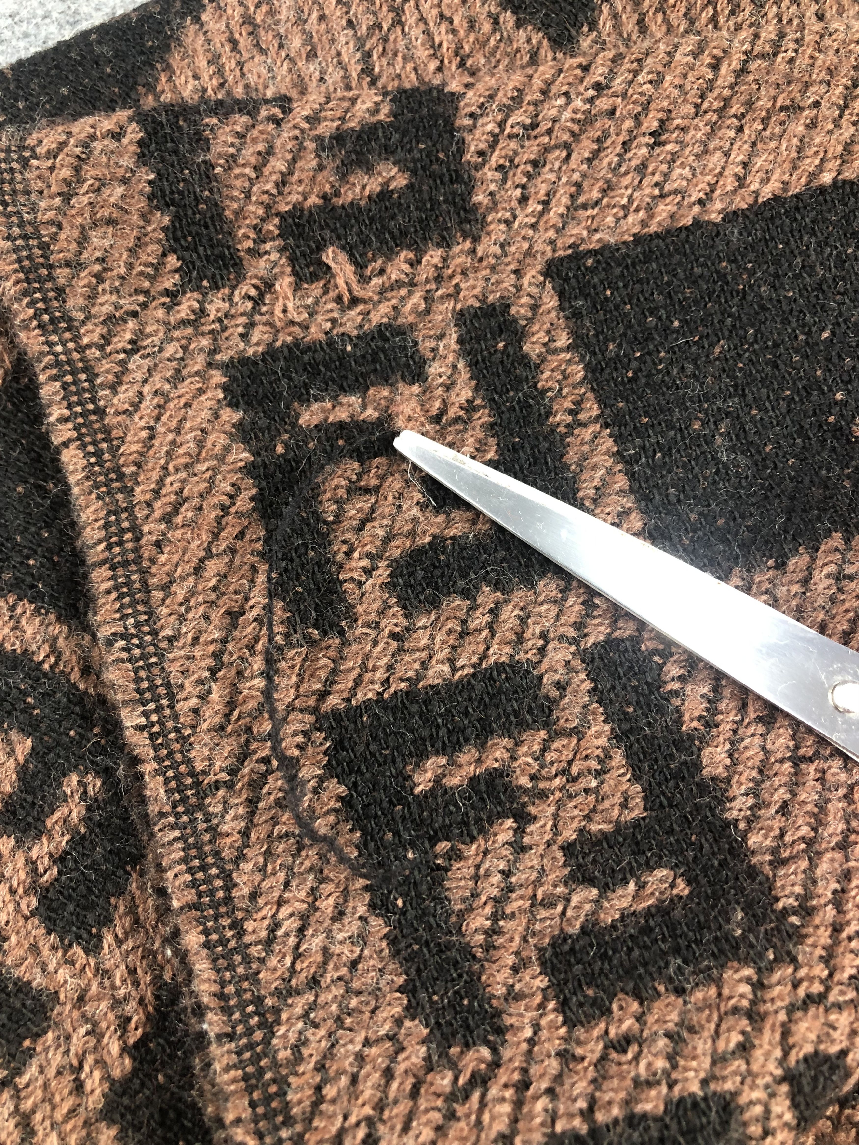 Fendi Fendi Monogram Scarf / Muffler / Neckwear Size ONE SIZE - 6 Thumbnail