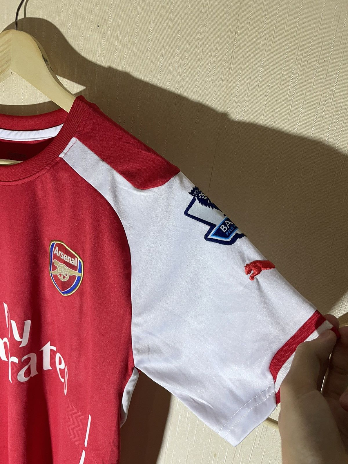 Other Arsenal soccer jersey Size US M / EU 48-50 / 2 - 5 Thumbnail