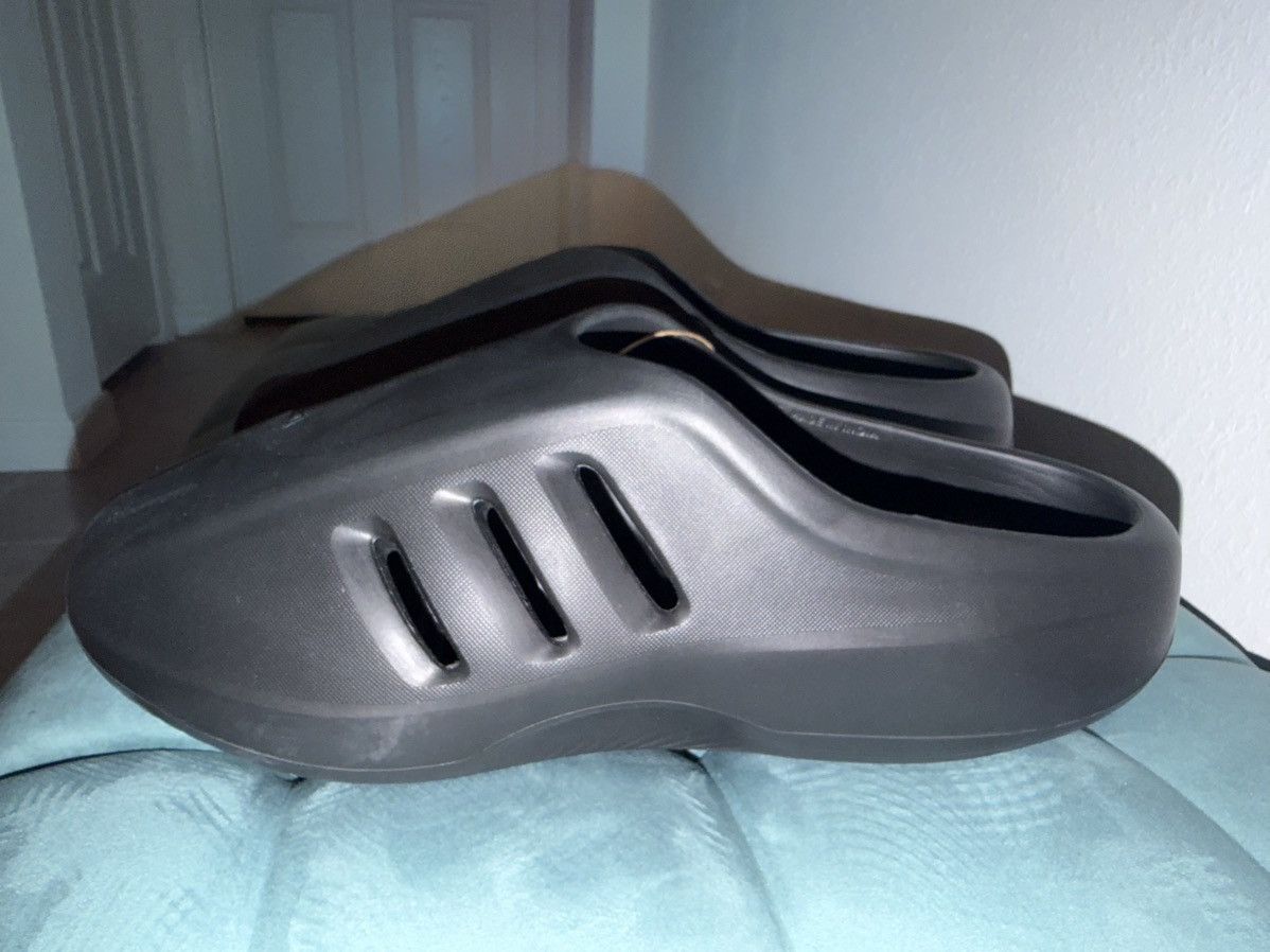 Adidas adiFOM IIInfinty Mules Size US 13 / EU 46 - 5 Thumbnail