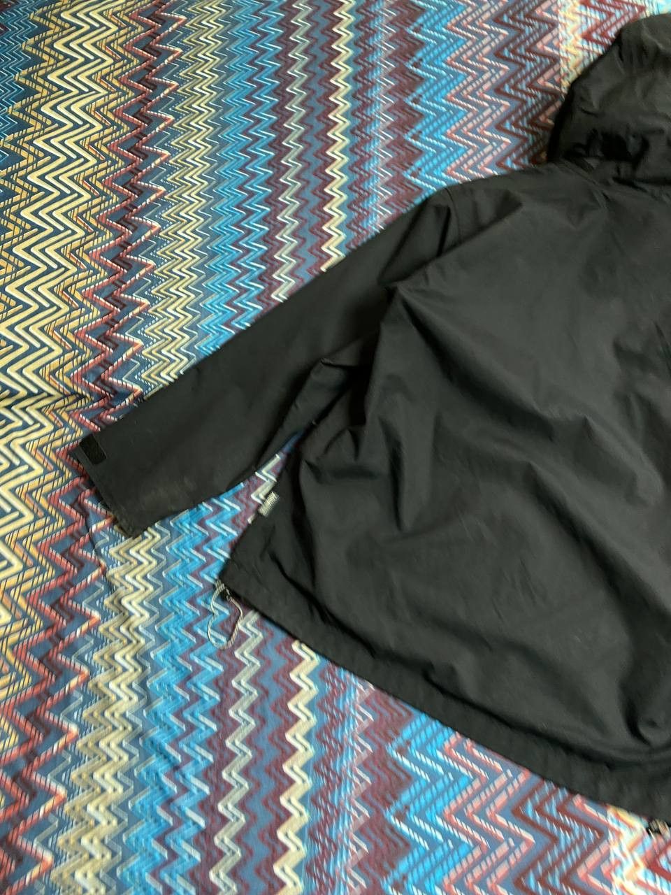 Berghaus Vintage Berghaus Waterproof Nylon Track Jacket Y2K Size US M / EU 48-50 / 2 - 12 Thumbnail