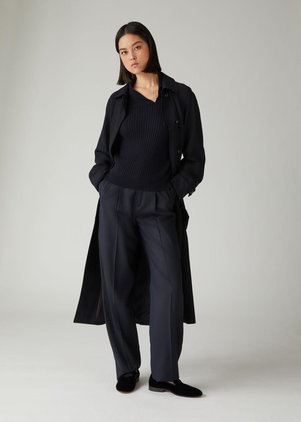 Loro Piana o1srvl11e0125 Mellbreak V-Neck Sweater in Navy Blue Size S / US 4 / IT 40 - 6 Thumbnail