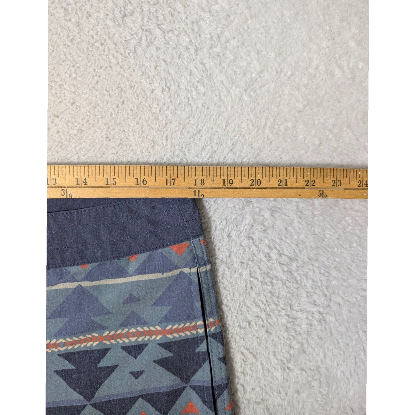 Faherty Faherty Board Shorts Mens 34 Blue Orange Aztec Geometric Stretch Quick Dry Pockets Drawstring Back Pocket Regu lar Men Size US 34 / EU 50 - 2 Thumbnail