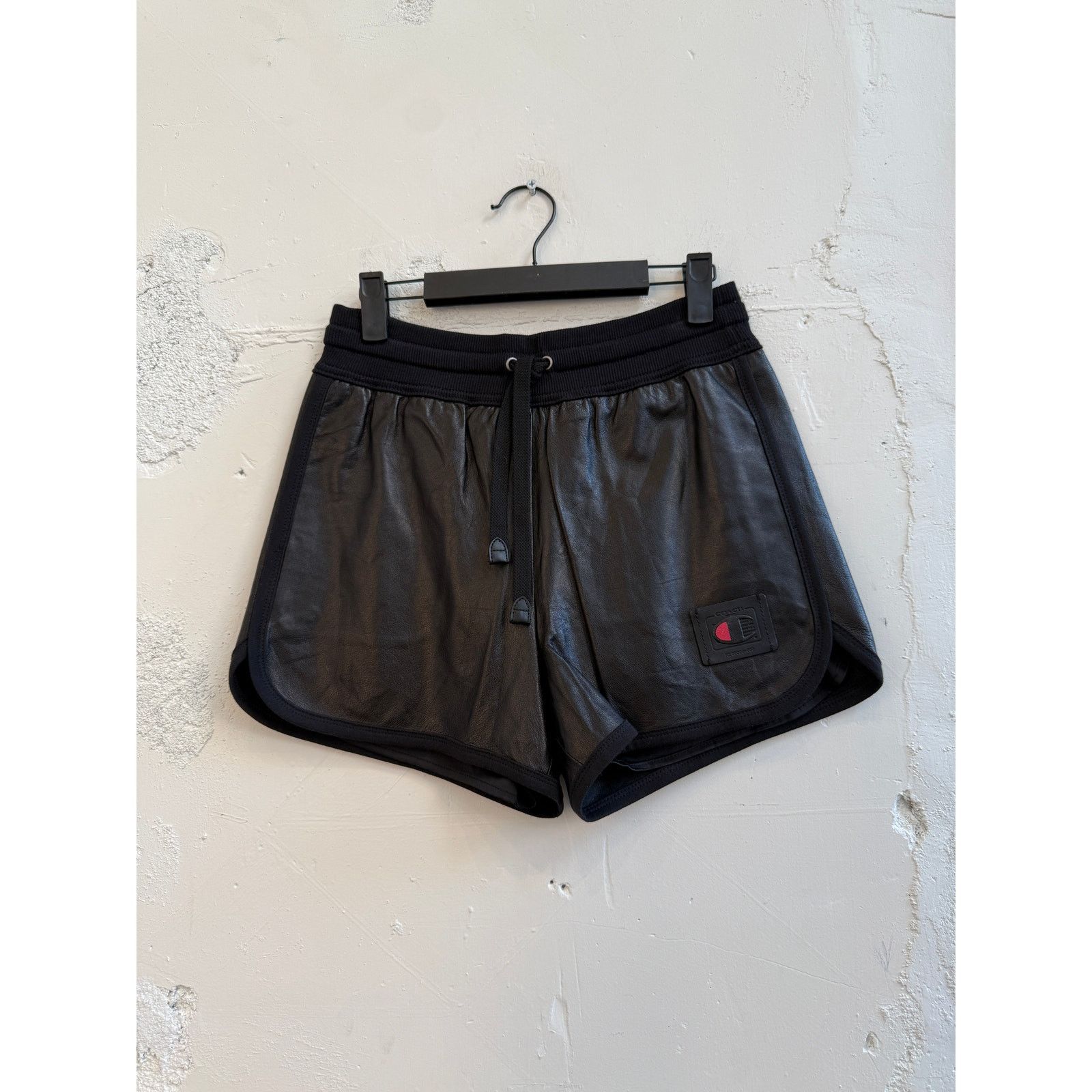Champion × Coach Coach x Champion Limited Leather Shorts Size 26" / US 2 / IT 38 - 1 Thumbnail