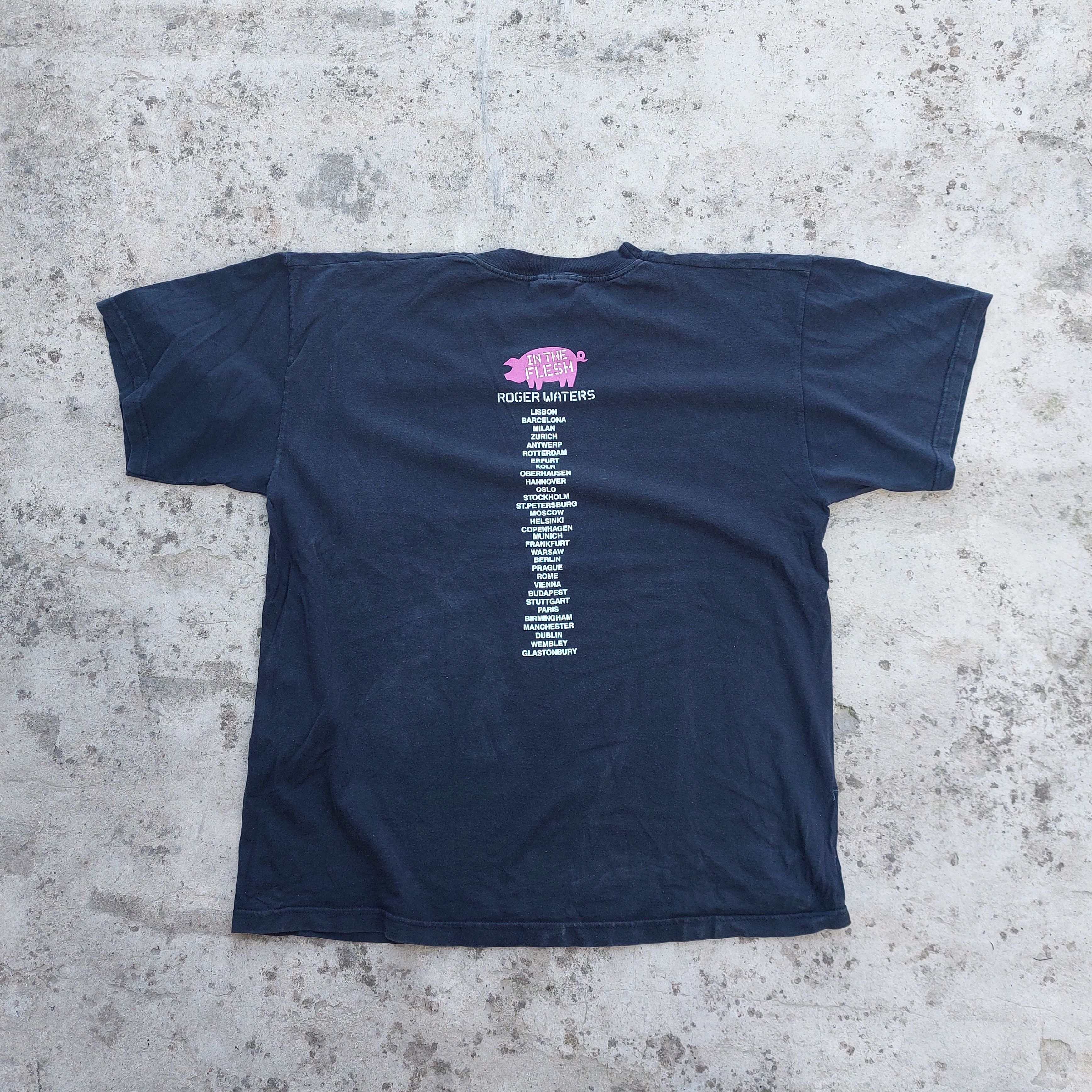Band Tees × Pink Floyd × Vintage roger waters in the flesh 2002 tour vintage tshirt Size US XL / EU 56 / 4 - 7 Thumbnail