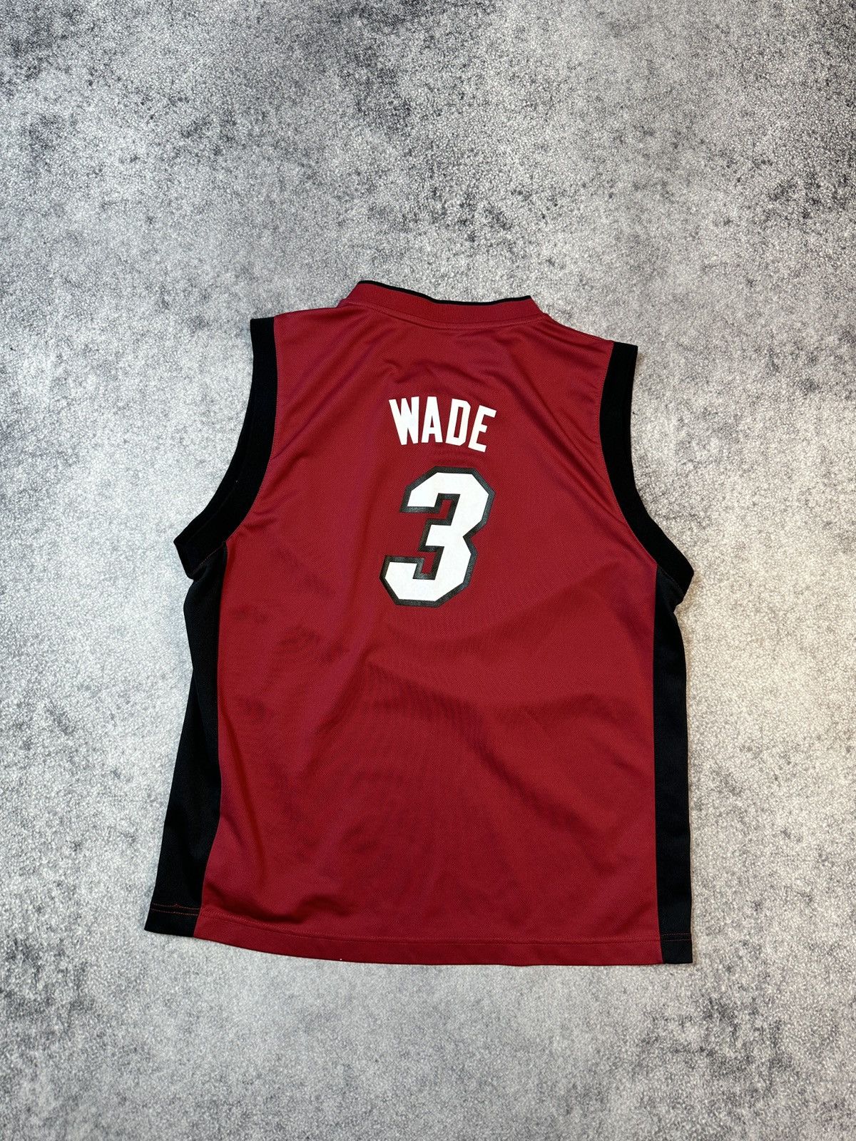 Vintage Adidas Miami Heat 3 Wade Basketball Jersey USA XS