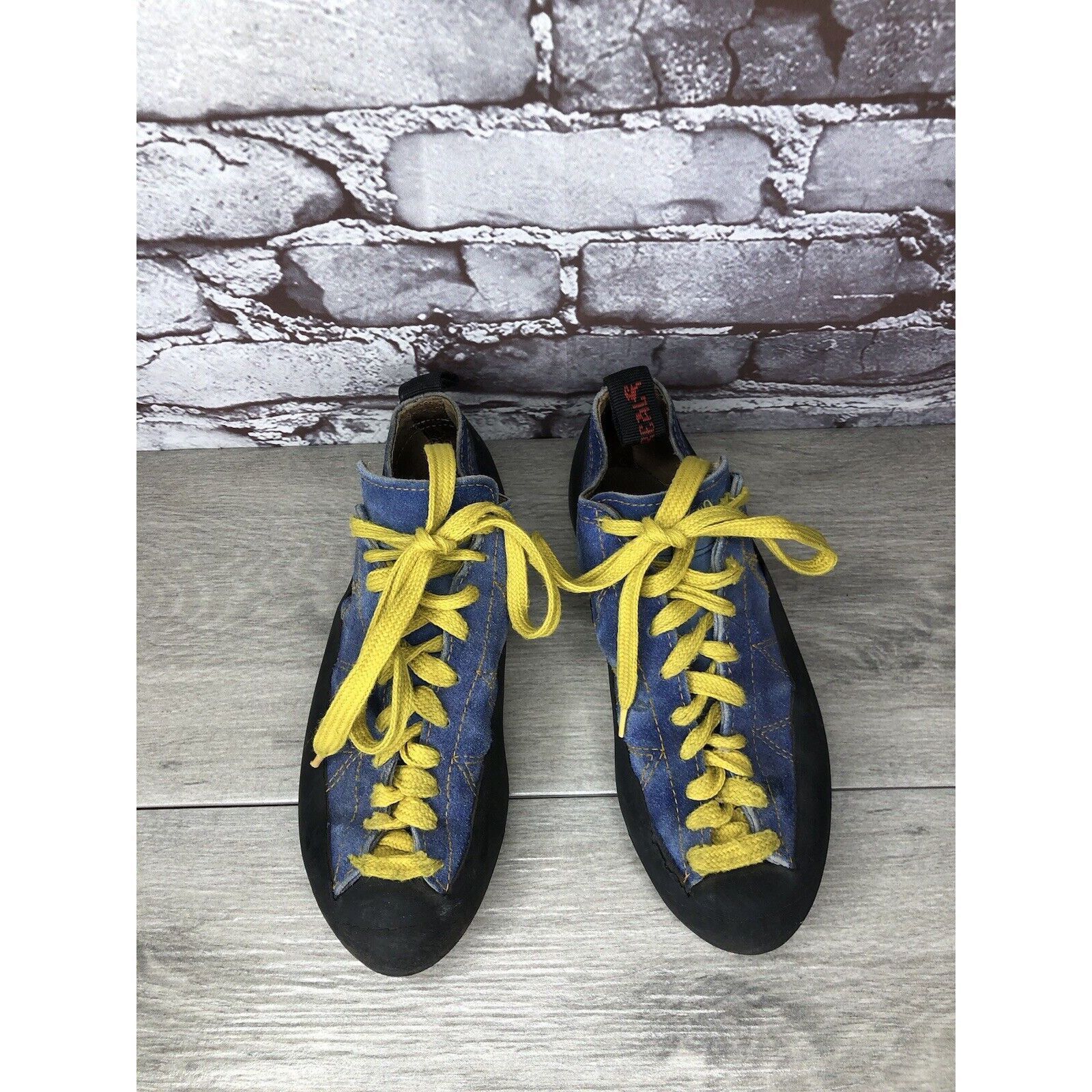 Other BOREAL Zephyr Blue Suede Leather Rock Climbing Shoes Men Sz Size US 7 / EU 40 - 2 Thumbnail