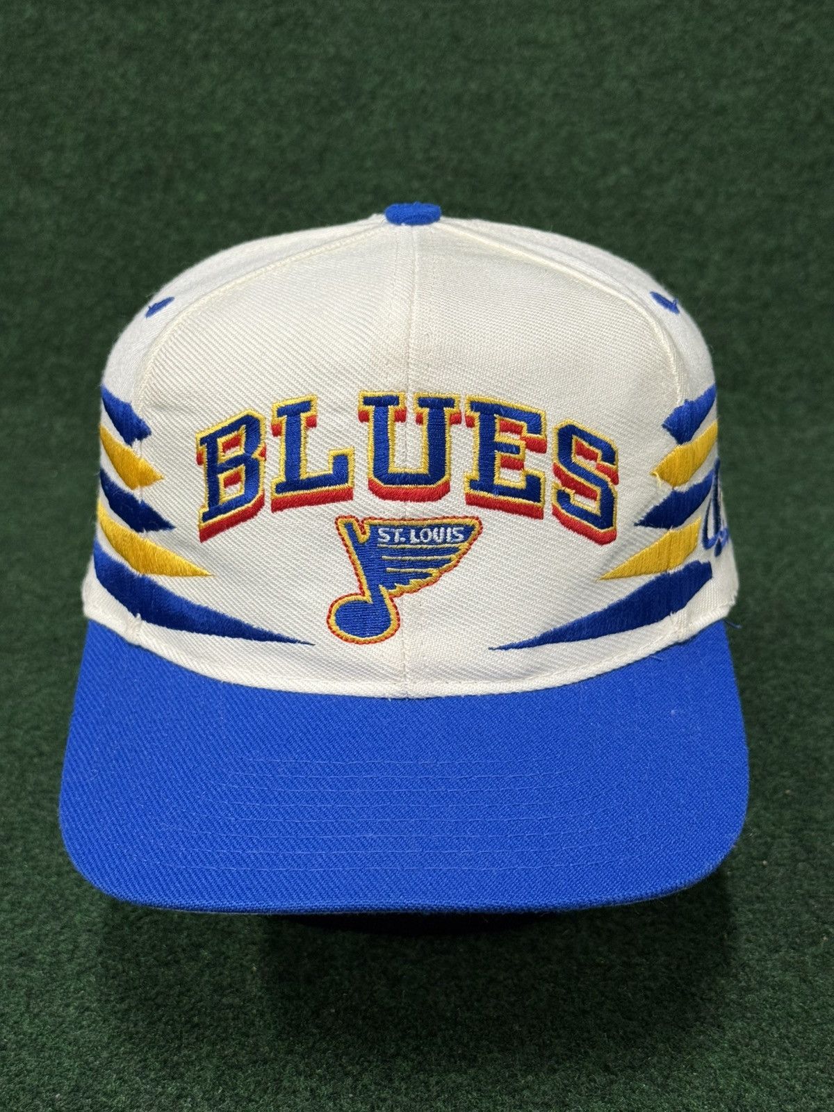 Logo Athletic Vintage St Louis Blues Diamond Cut Snapback Hat Size ONE SIZE - 1 Thumbnail