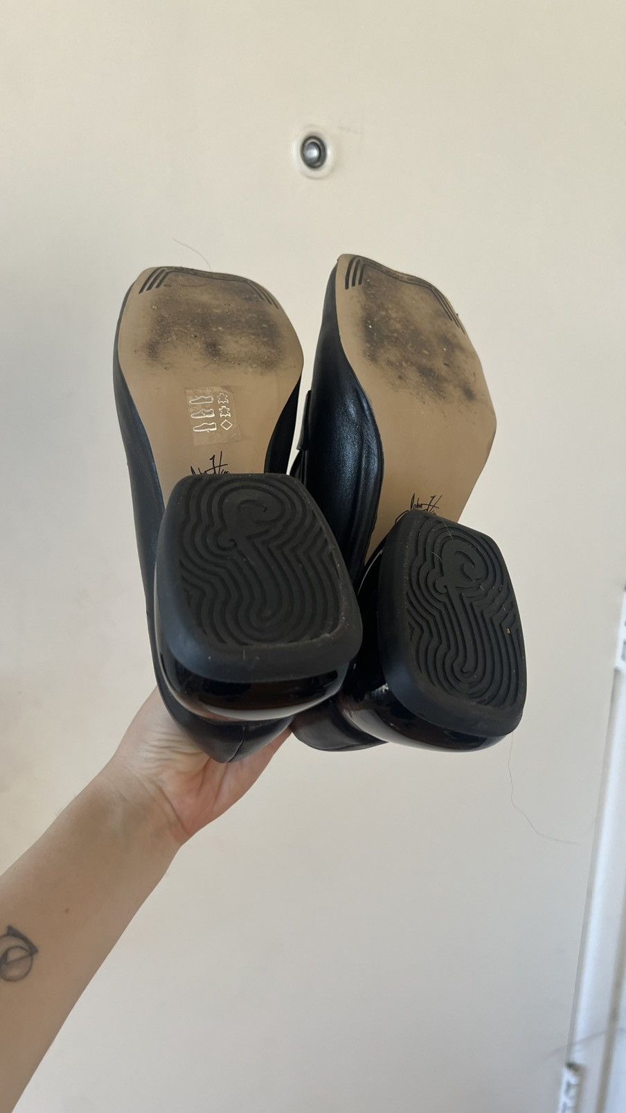 John Fluevog JOHN FLUEVOG PROWESS BEE PENNY LOAFER HEELS Size US 8 / IT 38 - 4 Thumbnail