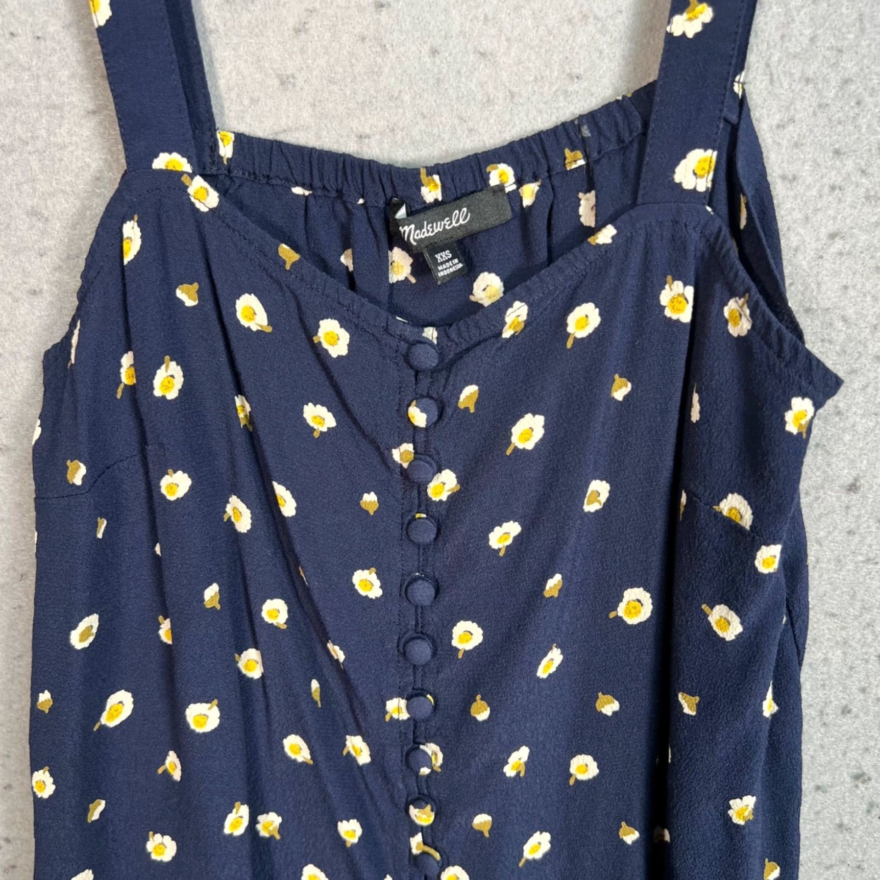 Madewell MADewell Navy Floral Blouse Womens 2XS Adult Small Sleeveless 100% Rayon Blue Floral Summer Top Womens Size XXS / US 00 / IT 34 - 5 Thumbnail