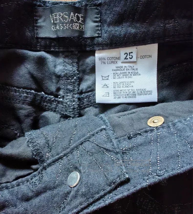 Versace Versace Dark flower jeans Size US 28 / EU 44 - 2 Thumbnail
