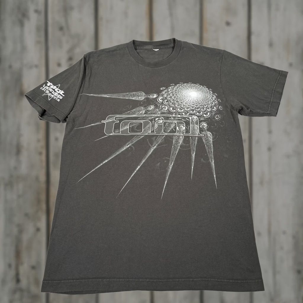 Vintage Tool Shirt Mens M Gray Spectre Spikes Band Music Tour Concert 2017 Rock Tee Size US M / EU 48-50 / 2 - 1 Thumbnail