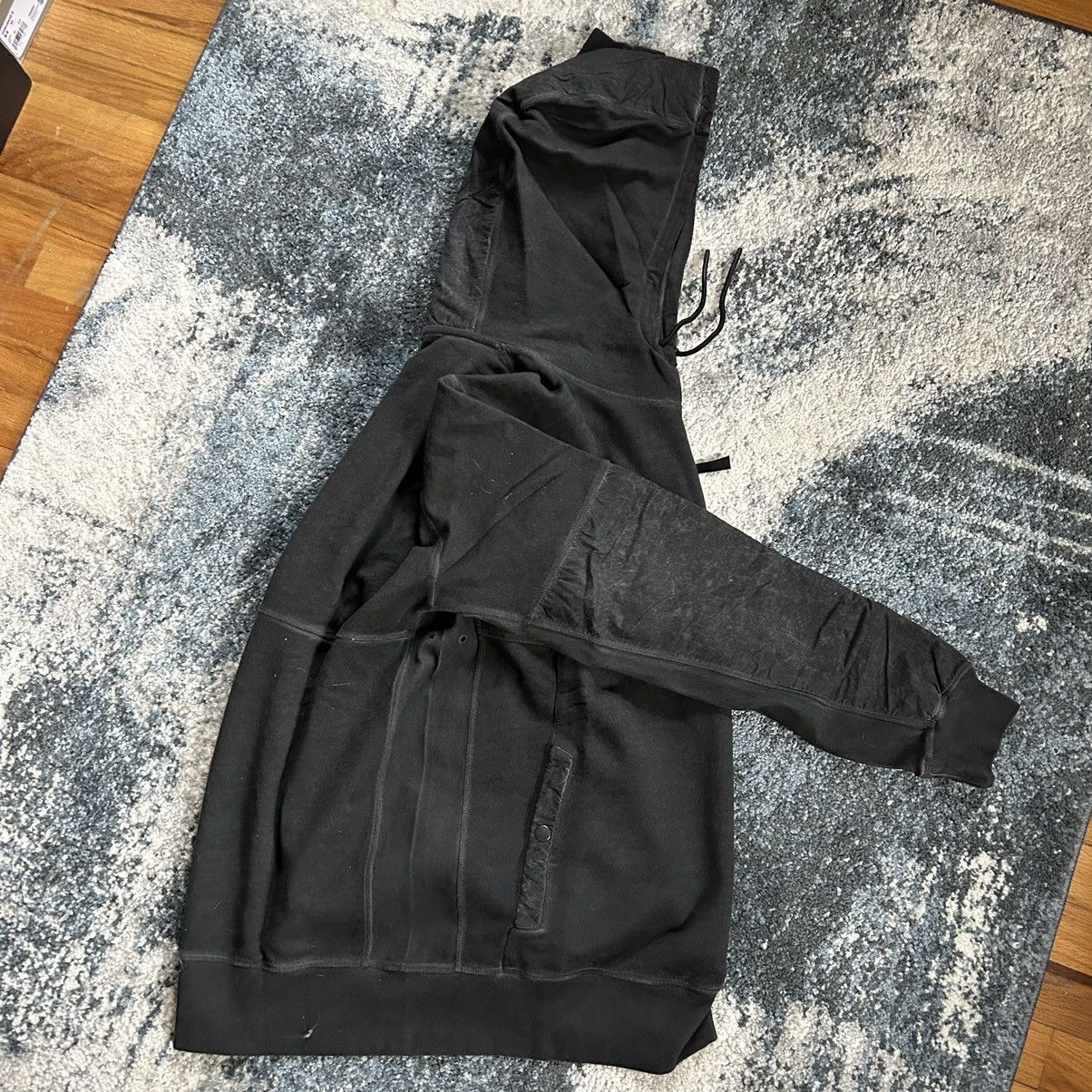 Christopher Raeburn GARMENT DYED ASYMMETRiC CHEST POCKET HOODiE SWEATSHiRT Size US L / EU 52-54 / 3 - 13 Thumbnail