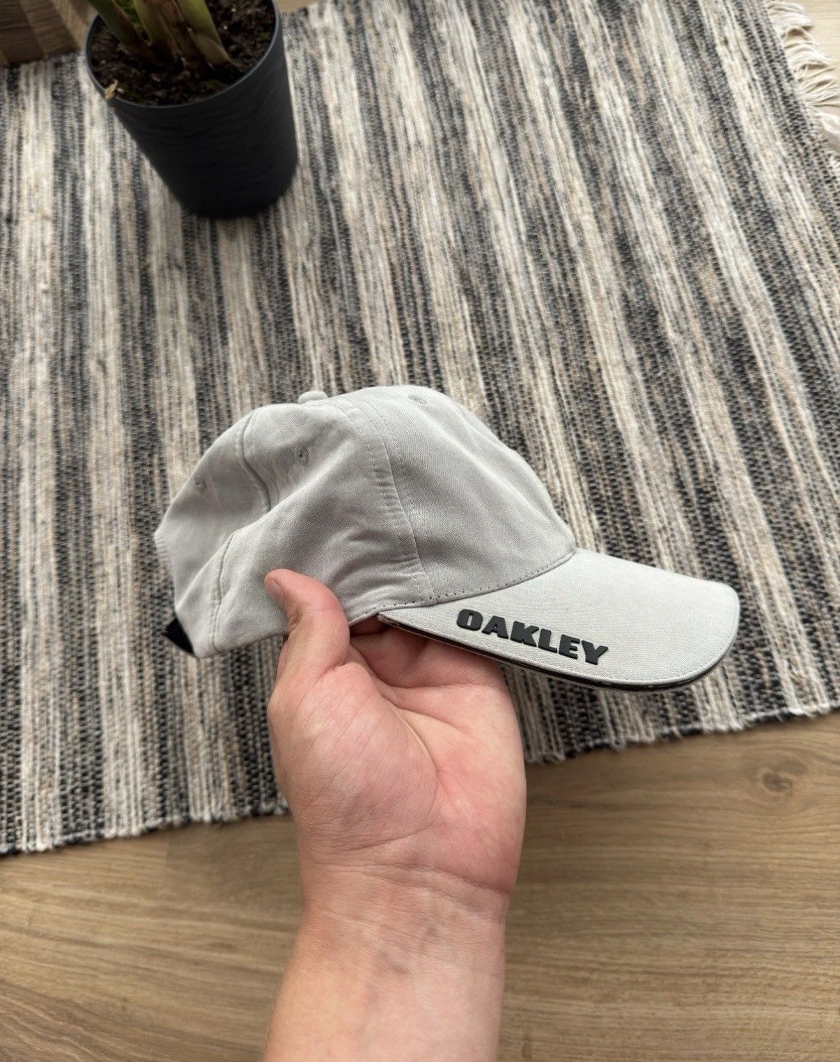 Oakley OAKLEY VINTAGE SOFTWARE RED TEGS 00s RARE CAP HAT ONE SIZE Size ONE SIZE - 4 Thumbnail