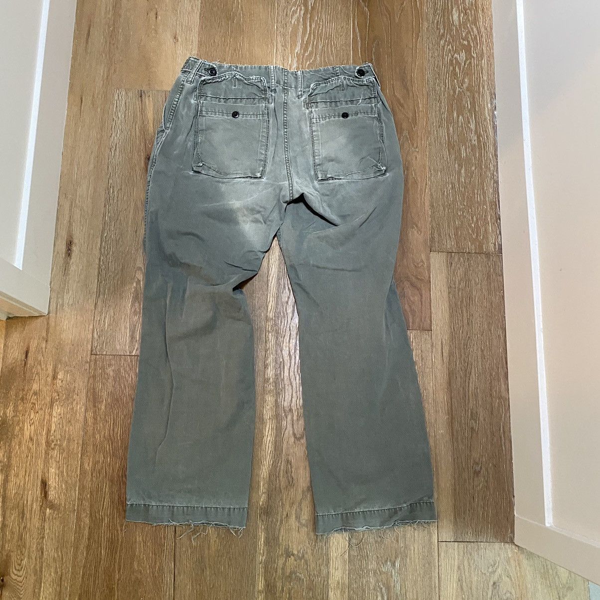 Vintage Vintage khaki distressed dark green / olive cargo pants Size US 32 / EU 48 - 2 Thumbnail