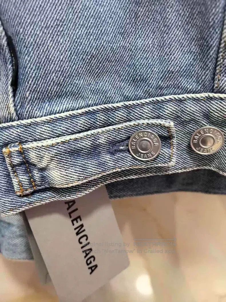 Balenciaga Balenciaga Light Wash Denim Jacket. Size US S / EU 44-46 / 1 - 5 Thumbnail