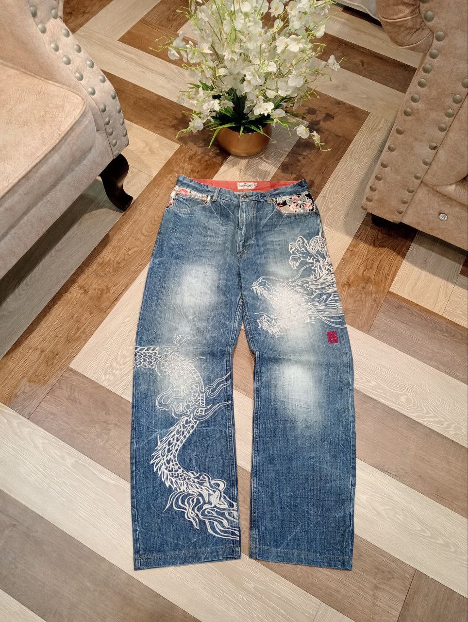 Karakuri Tamashii KARAKURI TAMASHII JAPAN DRAGON EMBROIDERY WASHED DENIM JEANS Size US 34 / EU 50 - 1 Thumbnail