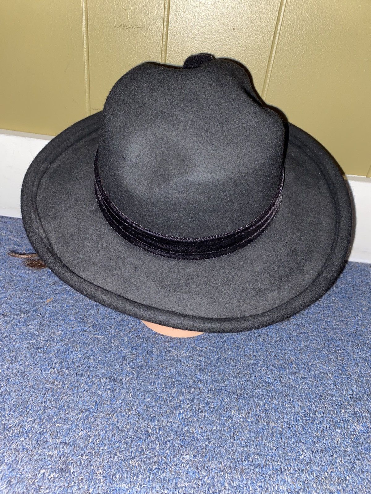 Other Women OS 100% wool brim hat satin ribbon w/floral appliqué Size ONE SIZE - 3 Thumbnail