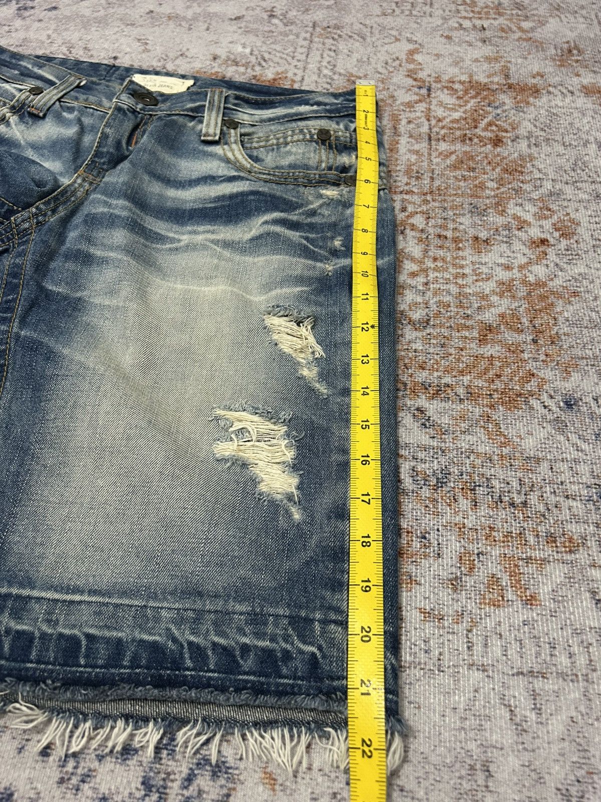 If Six Was Nine Lolita Distressed Doublle Pocket back Short Jeans Size US 33 - 23 Thumbnail