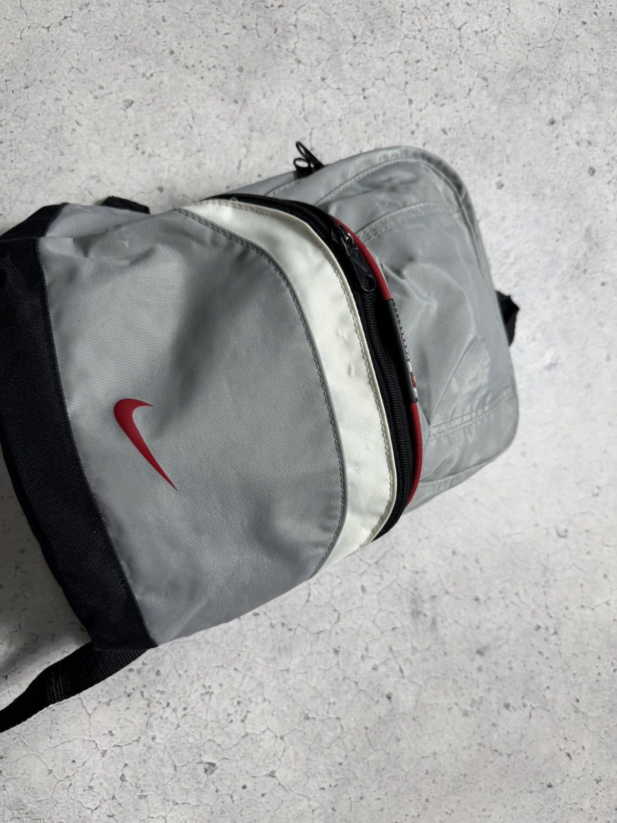 Nike Nike Vintage Backpack Bag Drill Swoosh Y2K Size ONE SIZE - 9 Thumbnail