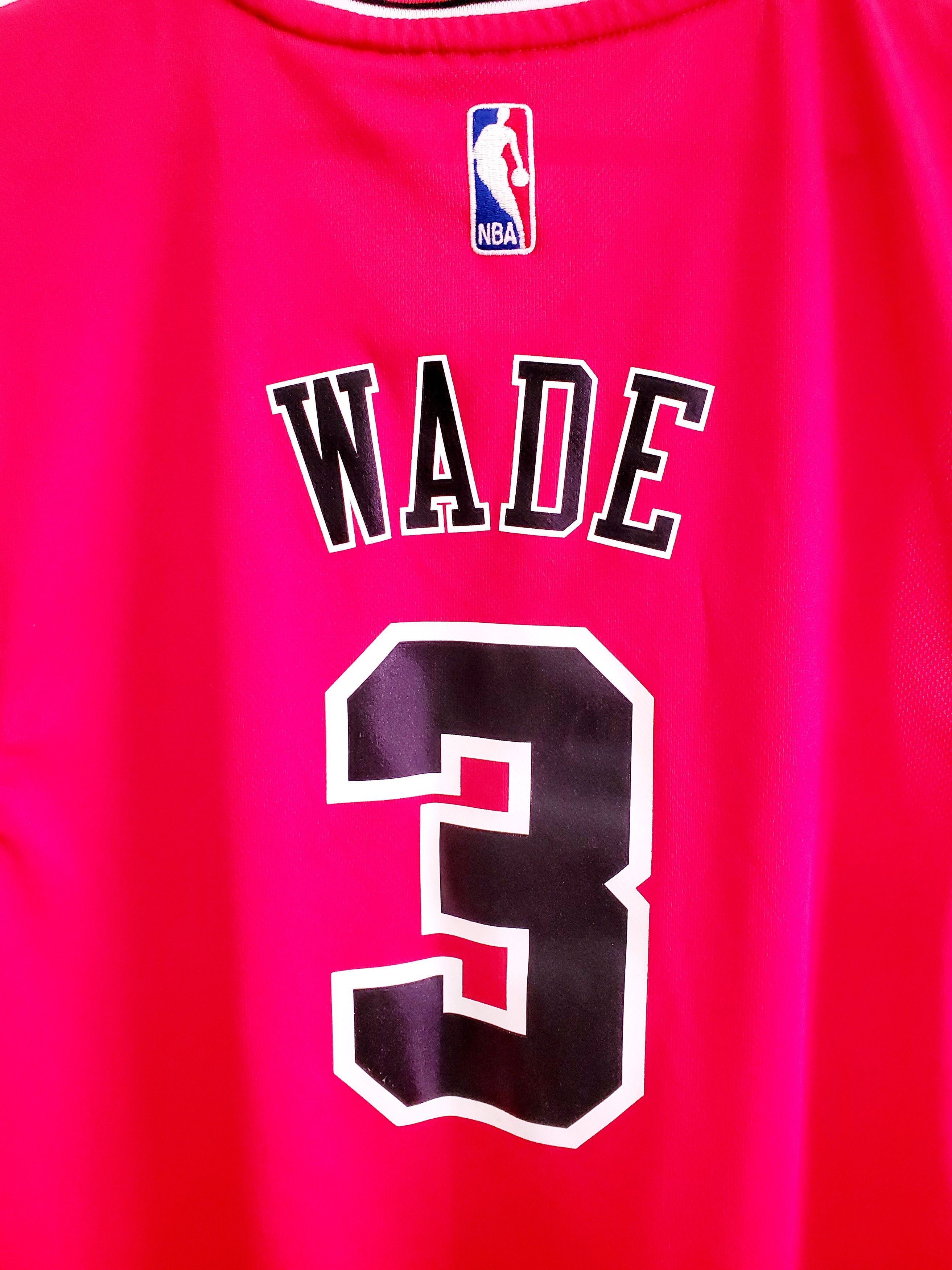 Adidas × NBA NBA Chicago Bulls Dwyane Wade Jersey perfect condition S Size US S / EU 44-46 / 1 - 3 Thumbnail
