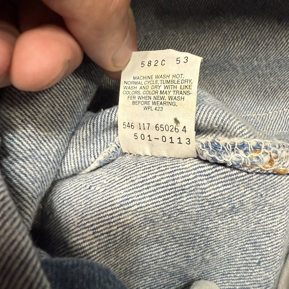 Levi's Vintage Levi’s 501 0113 Light Blue Denim Jeans USA NWT Size US 28 / EU 44 - 10 Thumbnail