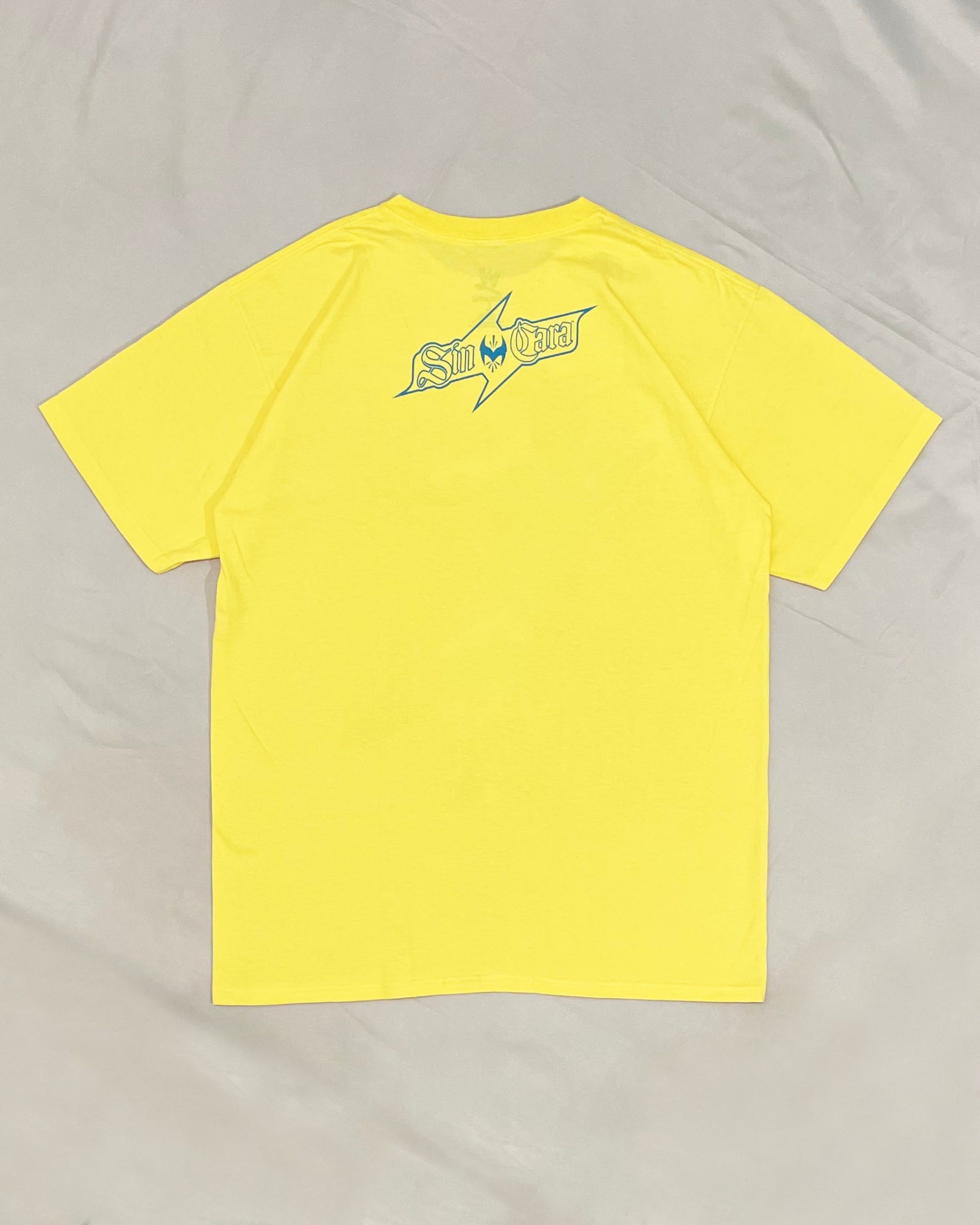 WWE WWE Wrestling (Sin Cara) Tshirt Copyright 2011 Size US L / EU 52-54 / 3 - 2 Thumbnail