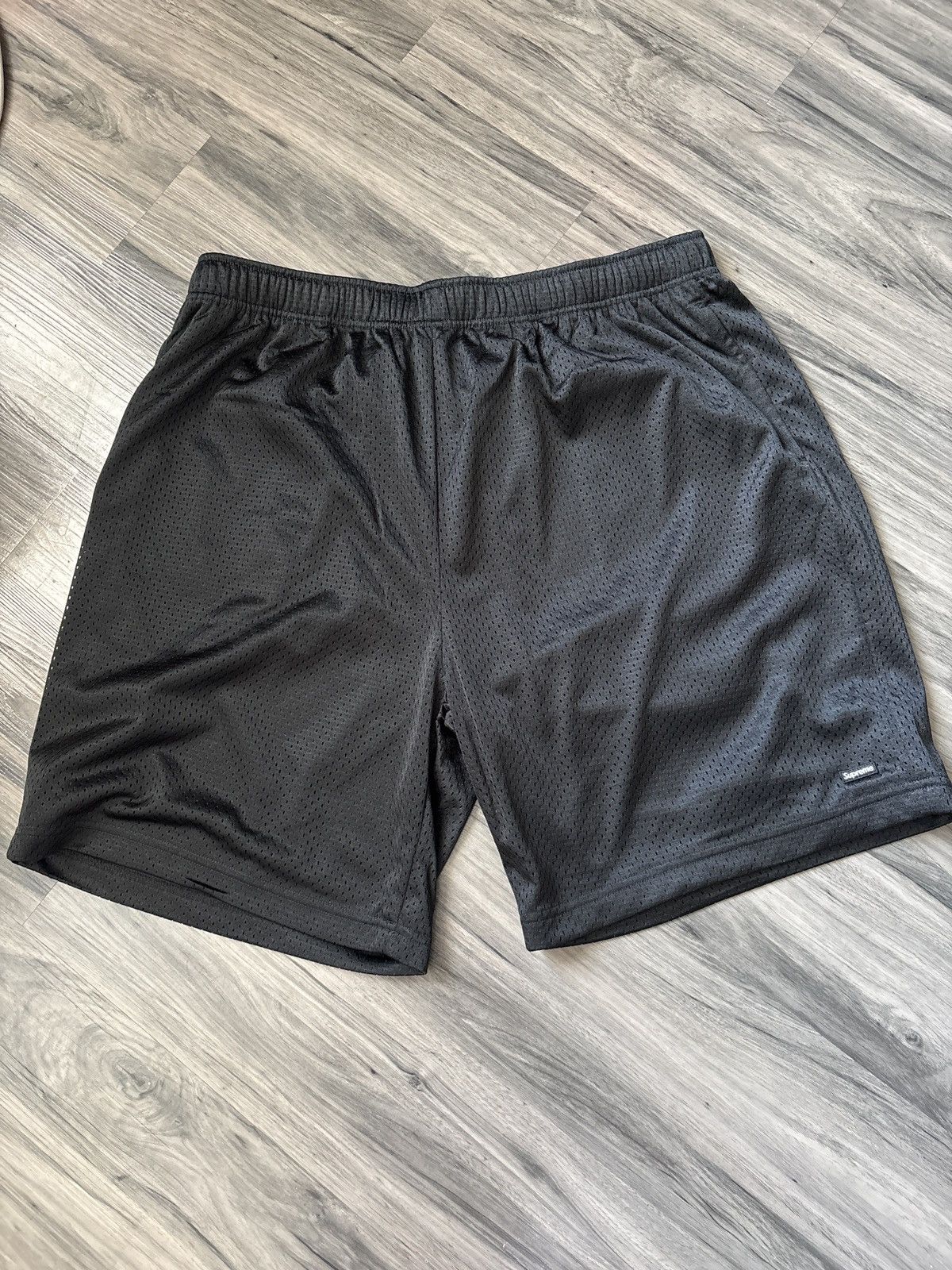 Supreme Supreme Small Box Baggy Mesh Shorts Size Large Authentic Size US 34 / EU 50 - 2 Thumbnail