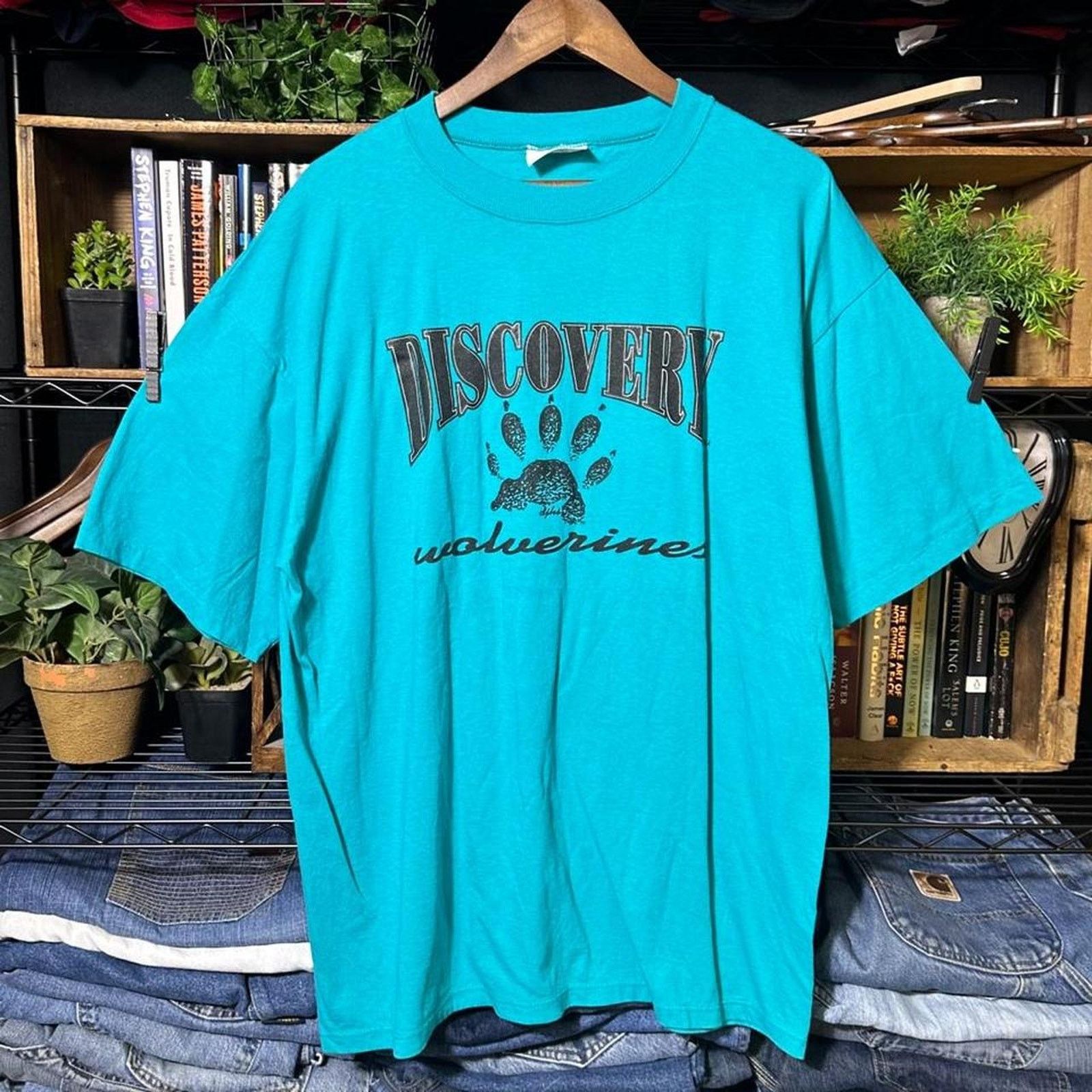 Fruit Of The Loom Vintage 90s Single Stitch Discovery Wolverines Tee Shirt XL Size US XL / EU 56 / 4 - 1 Thumbnail
