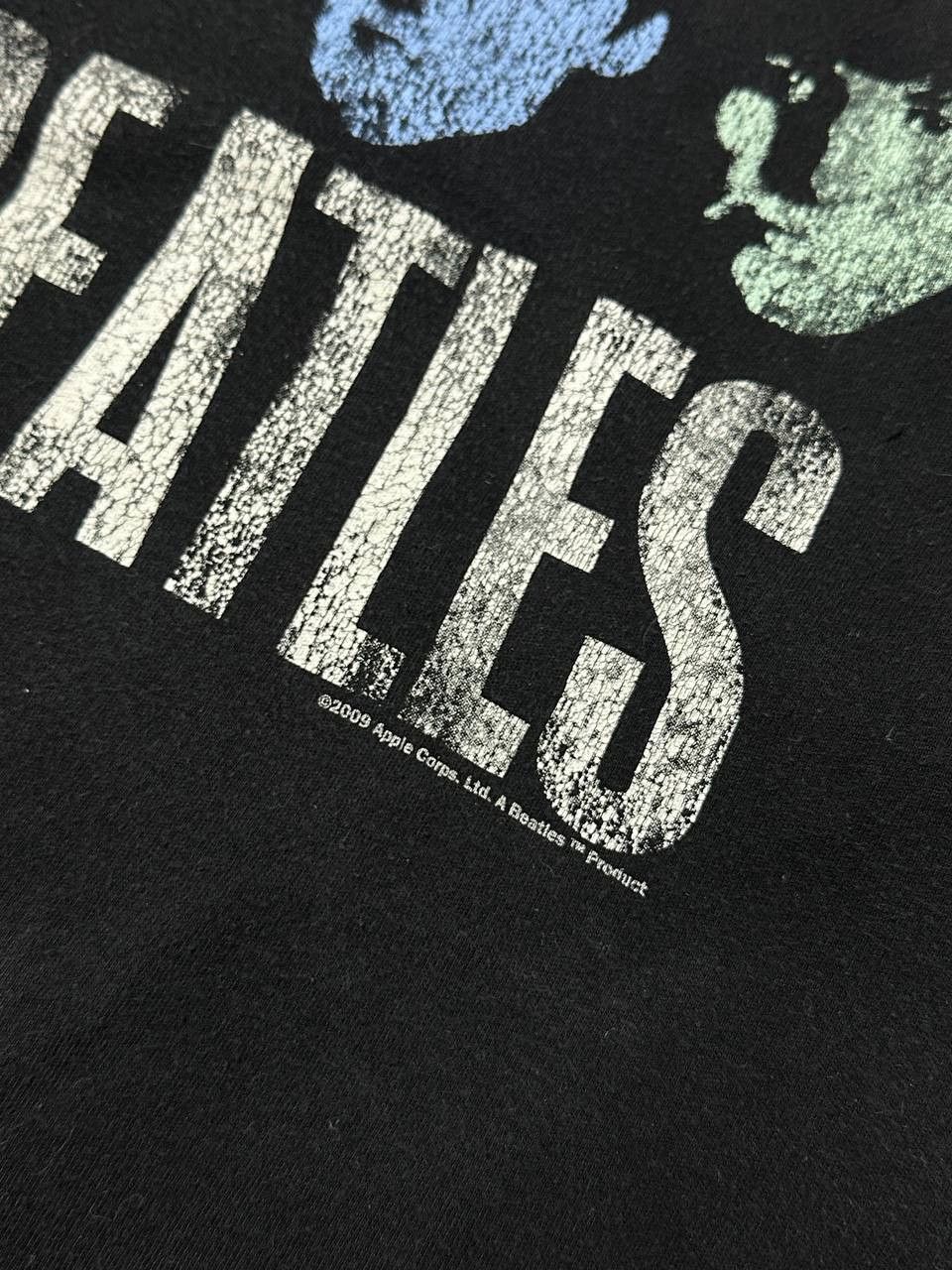 Band Tees Vintage tshirt the beatles 2009 Size US XL / EU 56 / 4 - 5 Thumbnail