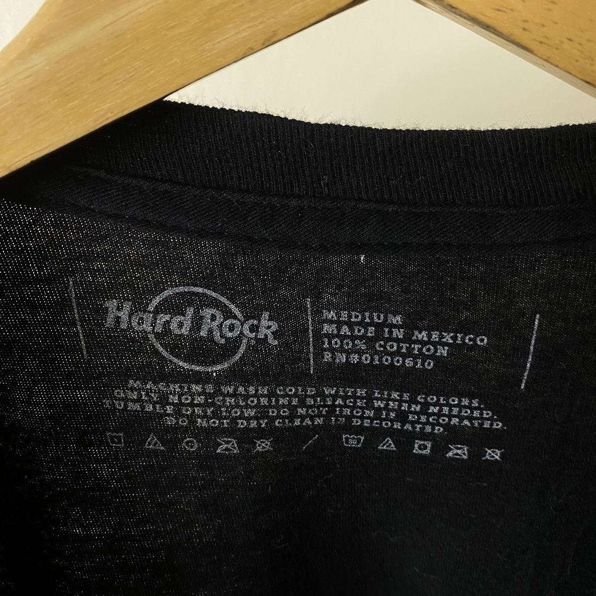 Hard Rock Cafe Hard Rock Cafe Prague T Shirt Size US M / EU 48-50 / 2 - 3 Thumbnail