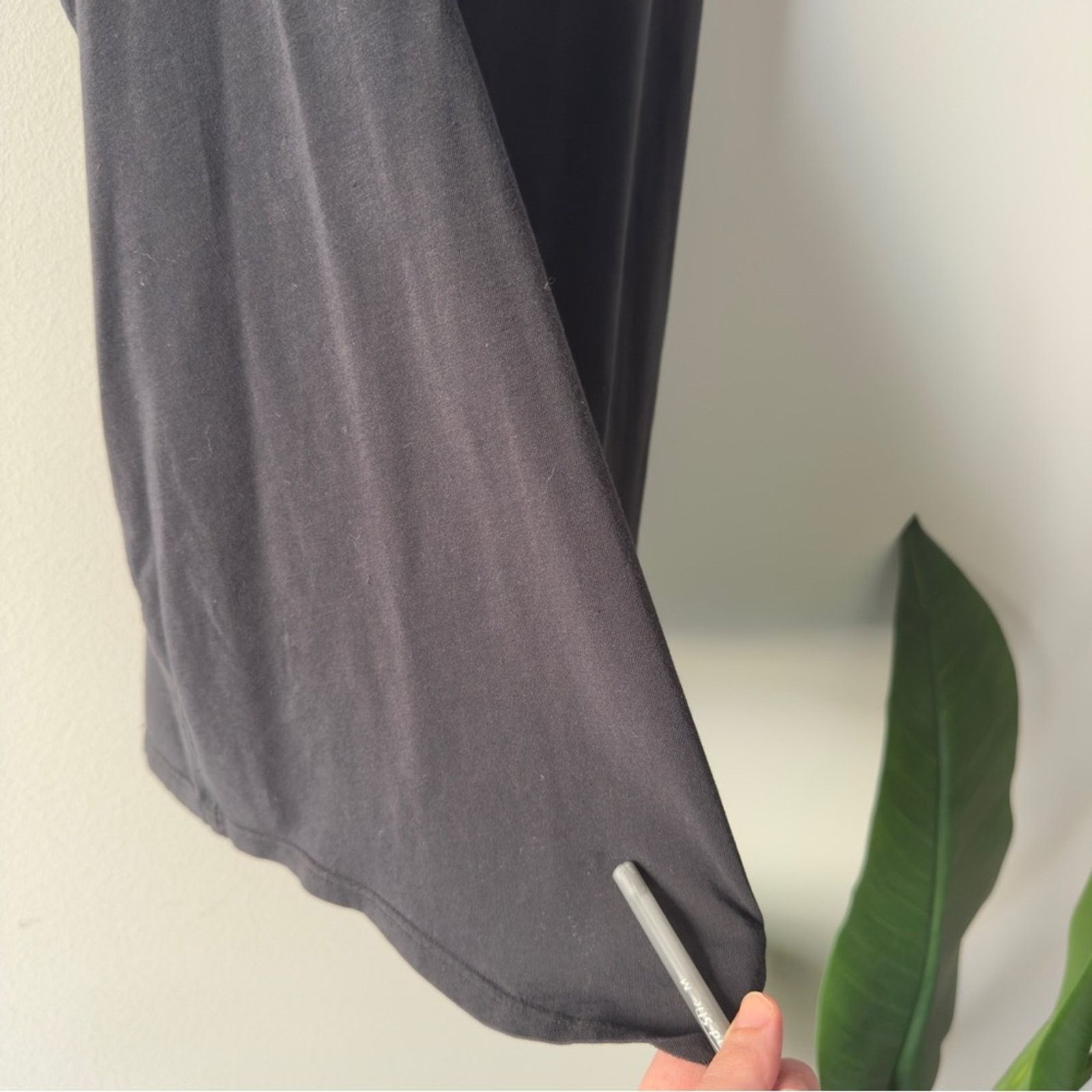 Lululemon Lululemon Love Tank *Pleated in Black (First Release) Top Size M / US 6-8 / IT 42-44 - 7 Thumbnail