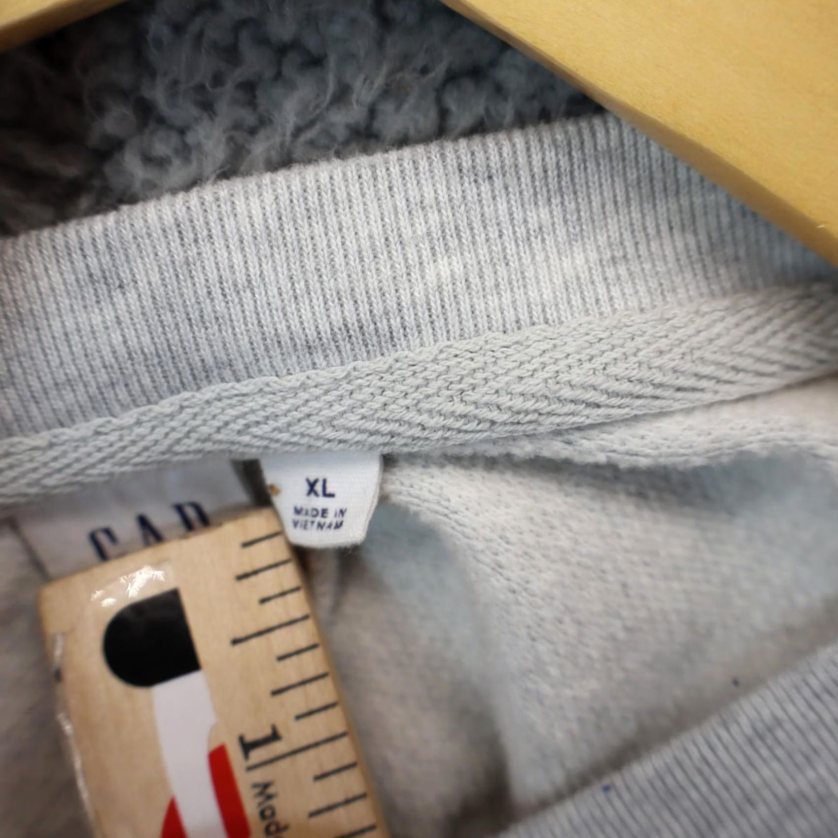 Gap VINTAGE Gap Sweatshirt Gray Crewneck XL Women 80s Pullover All Seasons Activewear Logo Size XL / US 12-14 / IT 48-50 - 5 Thumbnail