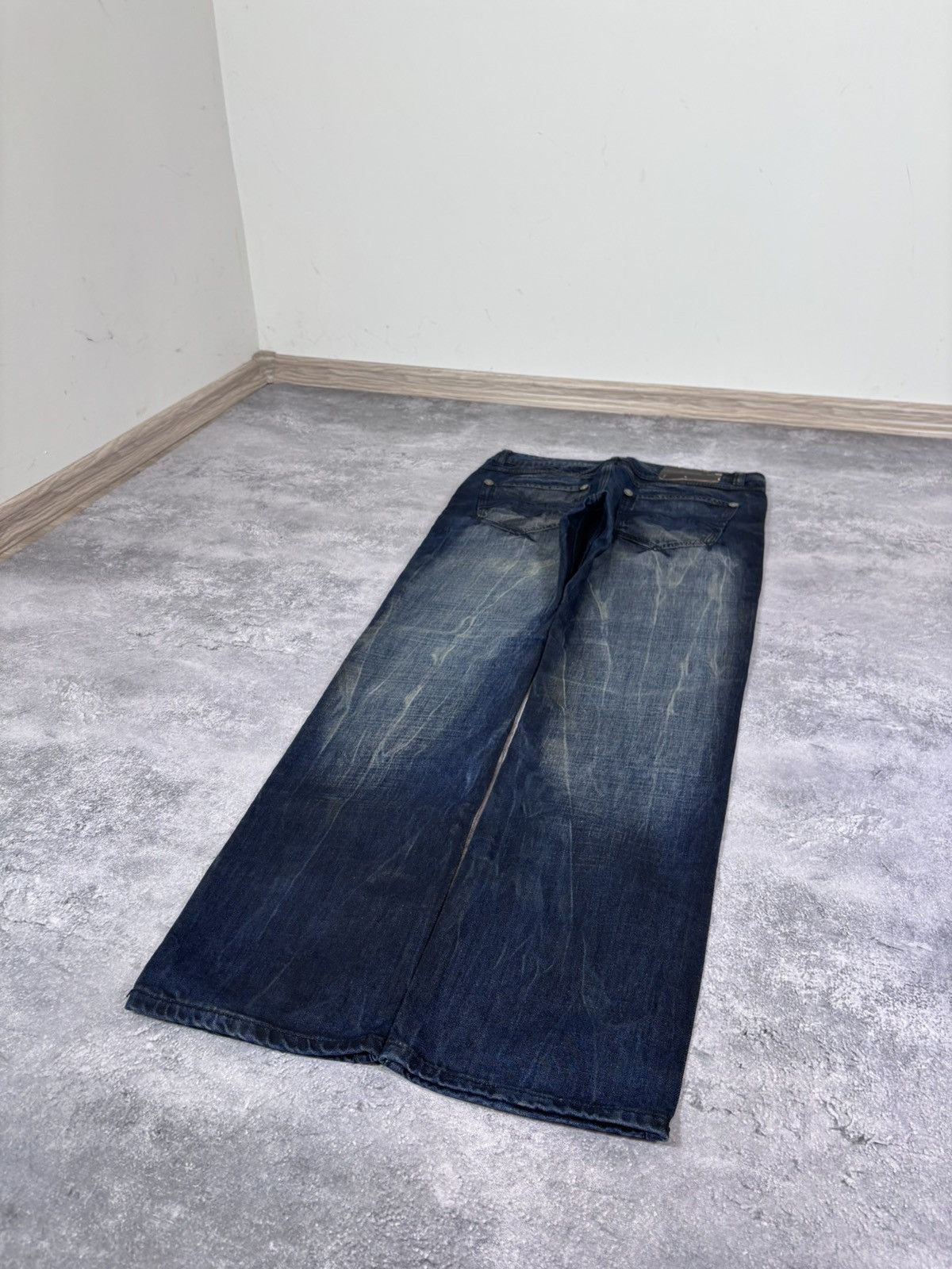 Japanese Brand Vintage Justing Y2K Dark Blue Faded Wash Denim Jeans Size US 32 / EU 48 - 17 Thumbnail