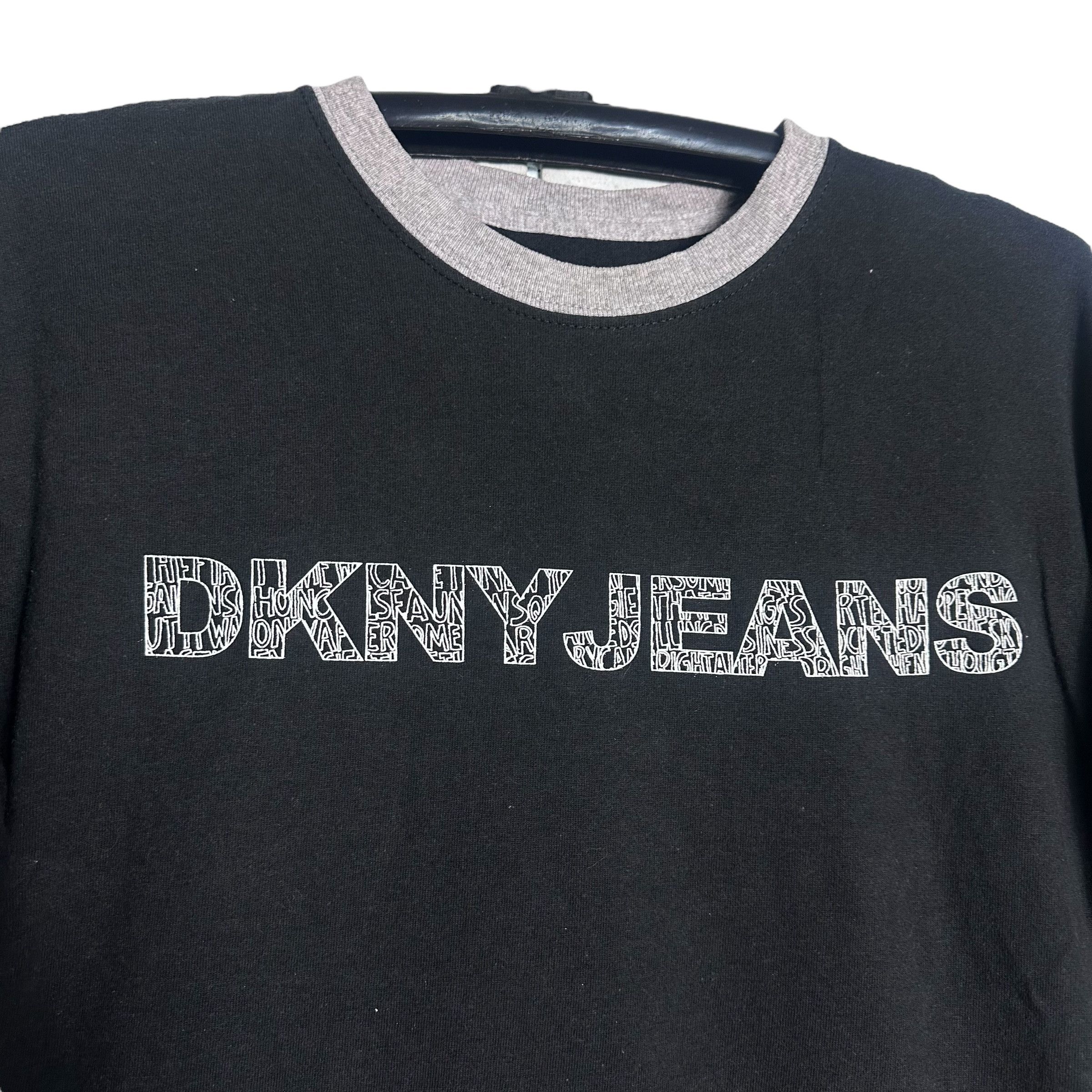 DKNY 🔥RARE🔥Vintage DKNY Jeans Spell Out T-shirt Size US S / EU 44-46 / 1 - 2 Thumbnail