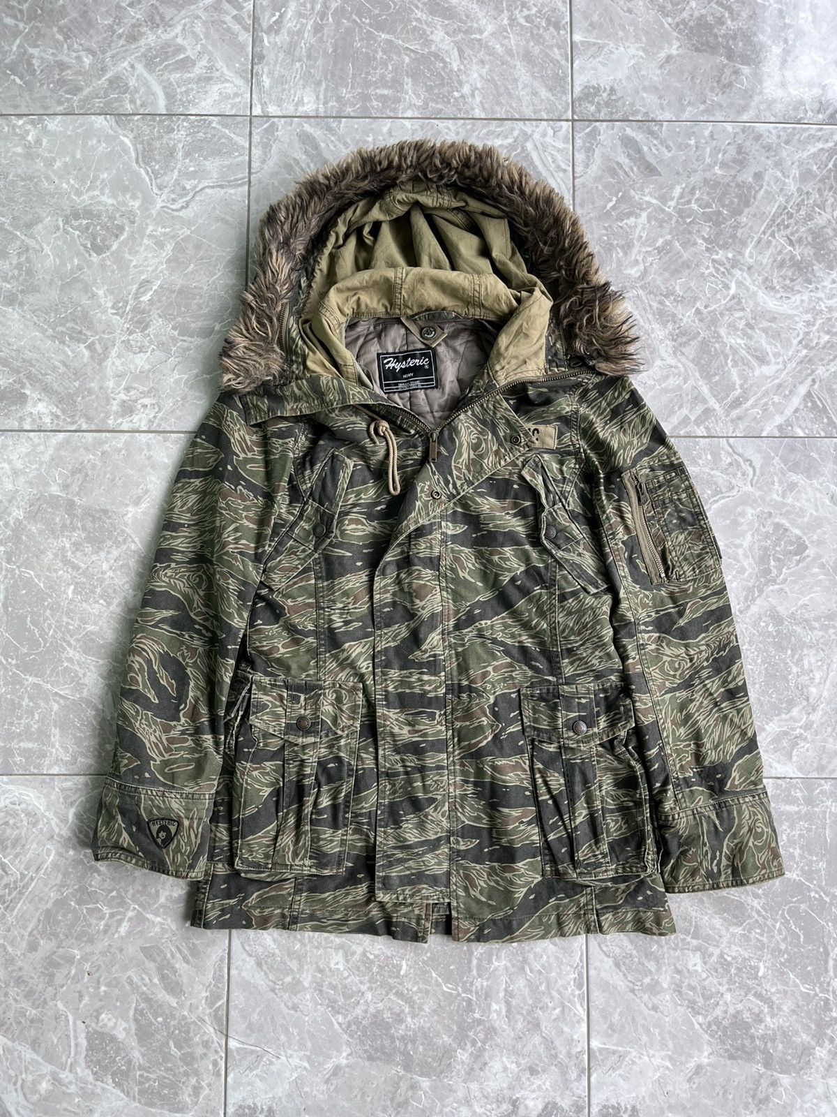 Hysteric Glamour Hysteric Glamour Parka Fur Camo Jacket Size US S / EU 44-46 / 1 - 5 Thumbnail