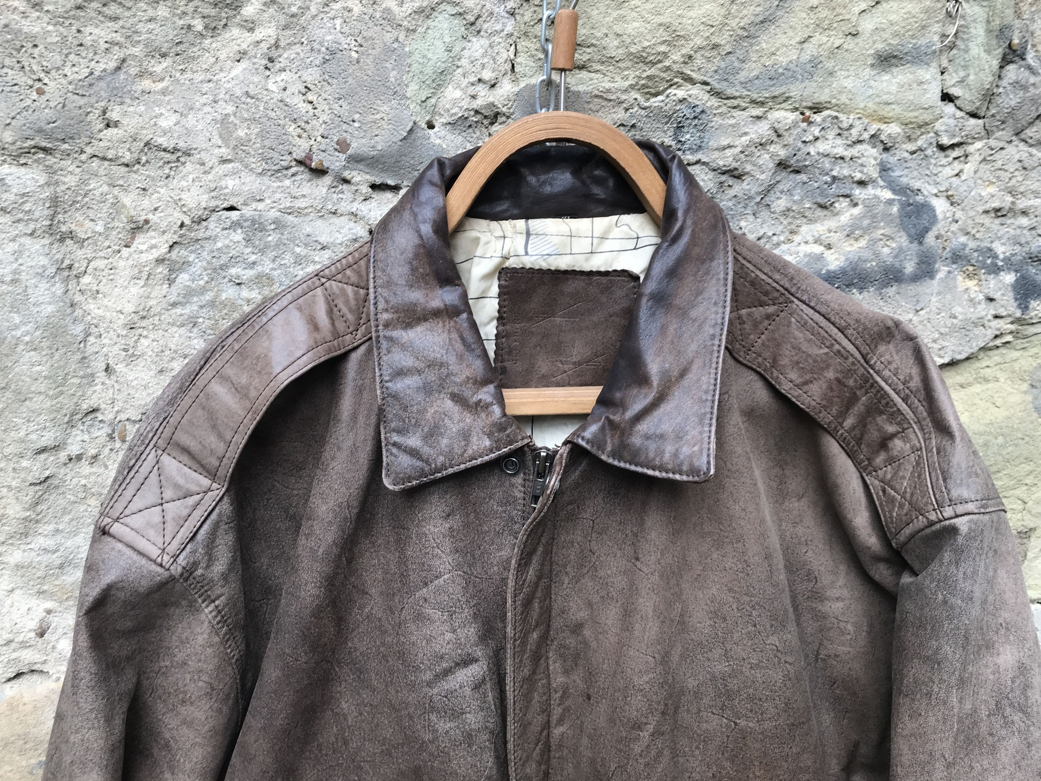 Vintage Vintage 90s Oversized Brown Distressed Leather Jacket Size US XXL / EU 58 / 5 - 2 Thumbnail