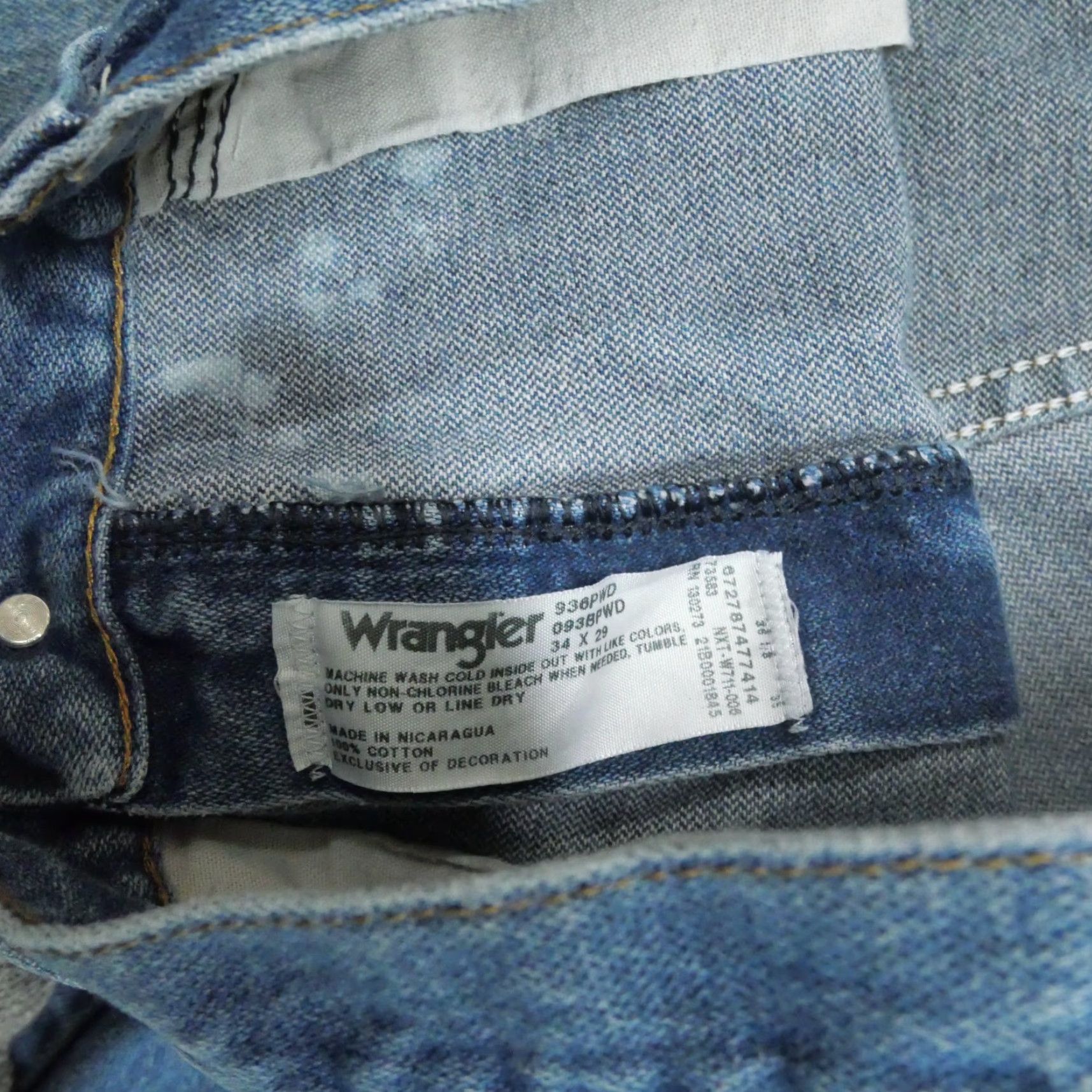 Wrangler VINTAGE Wrangler Jeans Mens 32x24 Blue Pants Distressed Grunge 936PWD Wrangler Cowboy Cut 5-Pocket Denim Jeans Mens Regular Blue 90s Cowboy Size US 36 / EU 52 - 5 Thumbnail