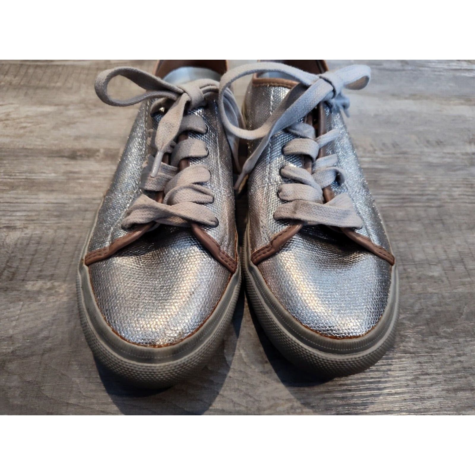 Frye Frye Women's Sneakers Low Top Lace Up Metallic Pewter Size 10M Athletic Walking Tennis School Size L / US 10 / IT 46 - 4 Thumbnail
