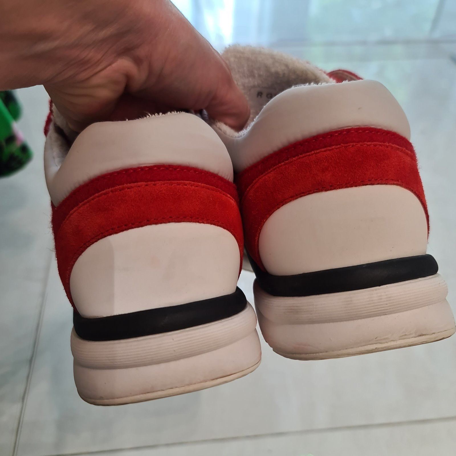 Chanel Chanel CC Logo Red Suede & Tweed Sneakers Size 39.5 Size US 8.5 / IT 38.5 - 8 Thumbnail