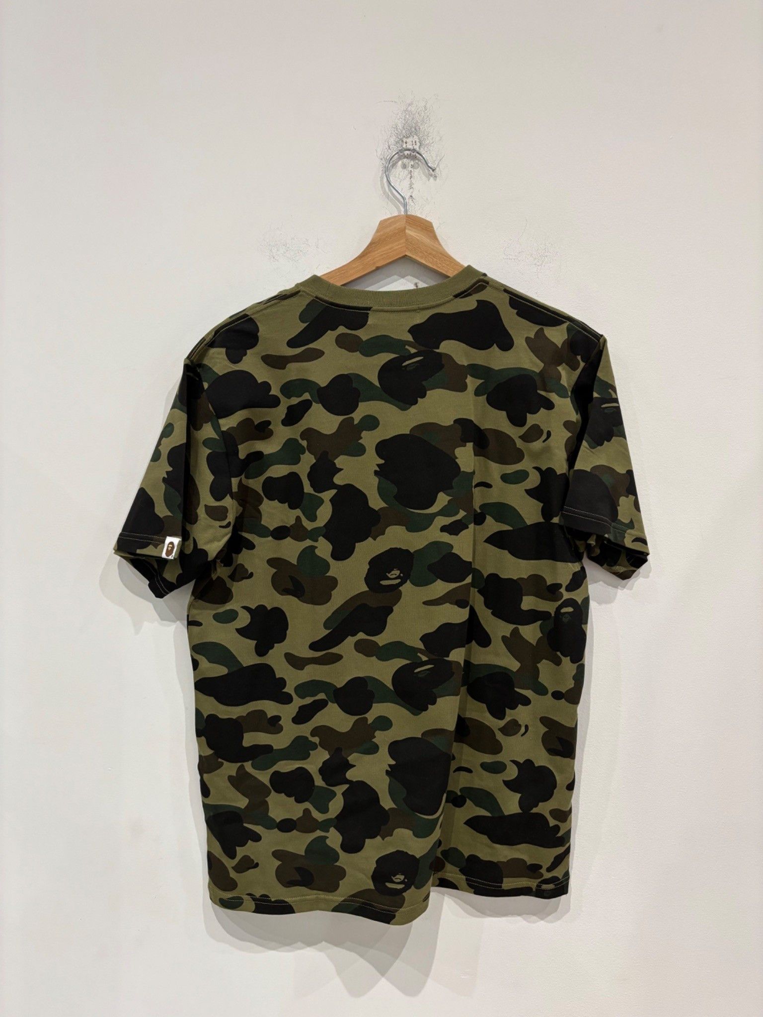 Bape Bape 1st Camo By Bathing Ape Tee Green Size US L / EU 52-54 / 3 - 3 Thumbnail