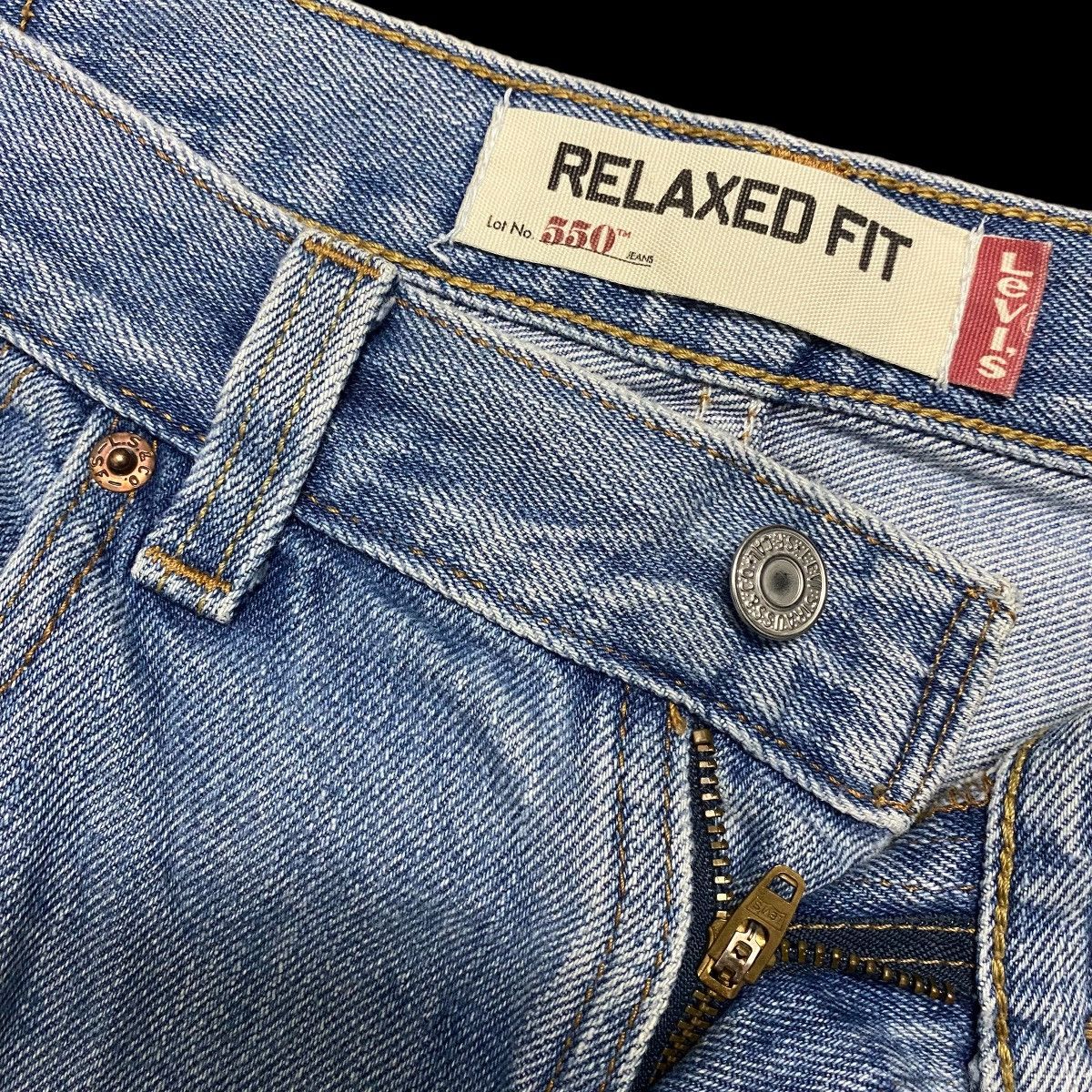 Levi's Vintage Levi's 550 Jeans Relaxed Light Wash Blue Denim Size US 34 / EU 50 - 5 Thumbnail